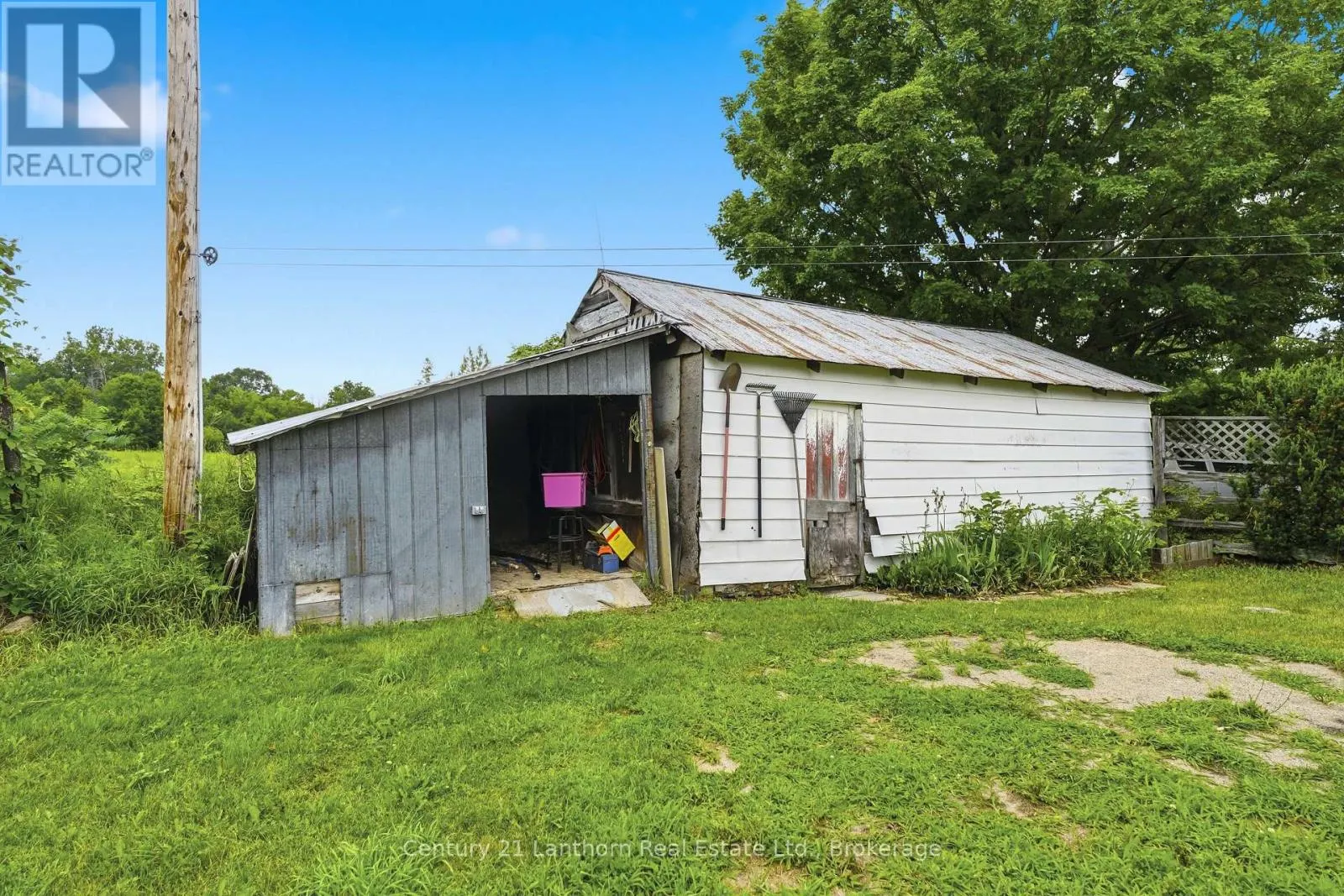 1504 VANDERWATER ROAD