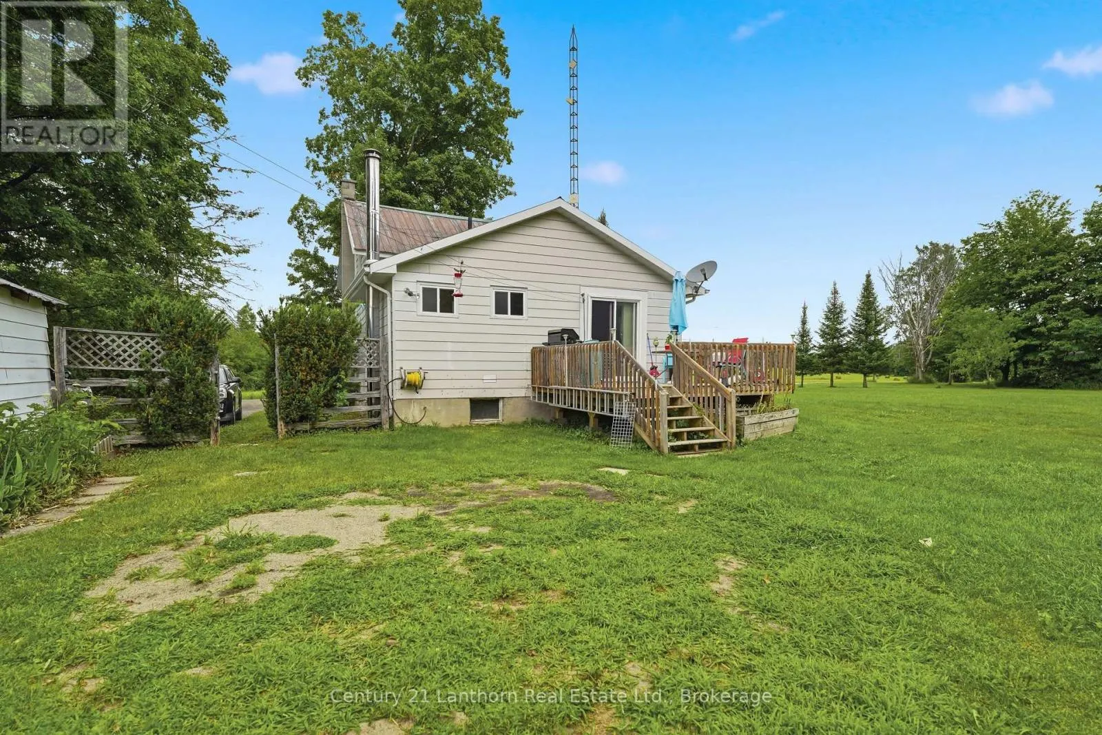 1504 VANDERWATER ROAD