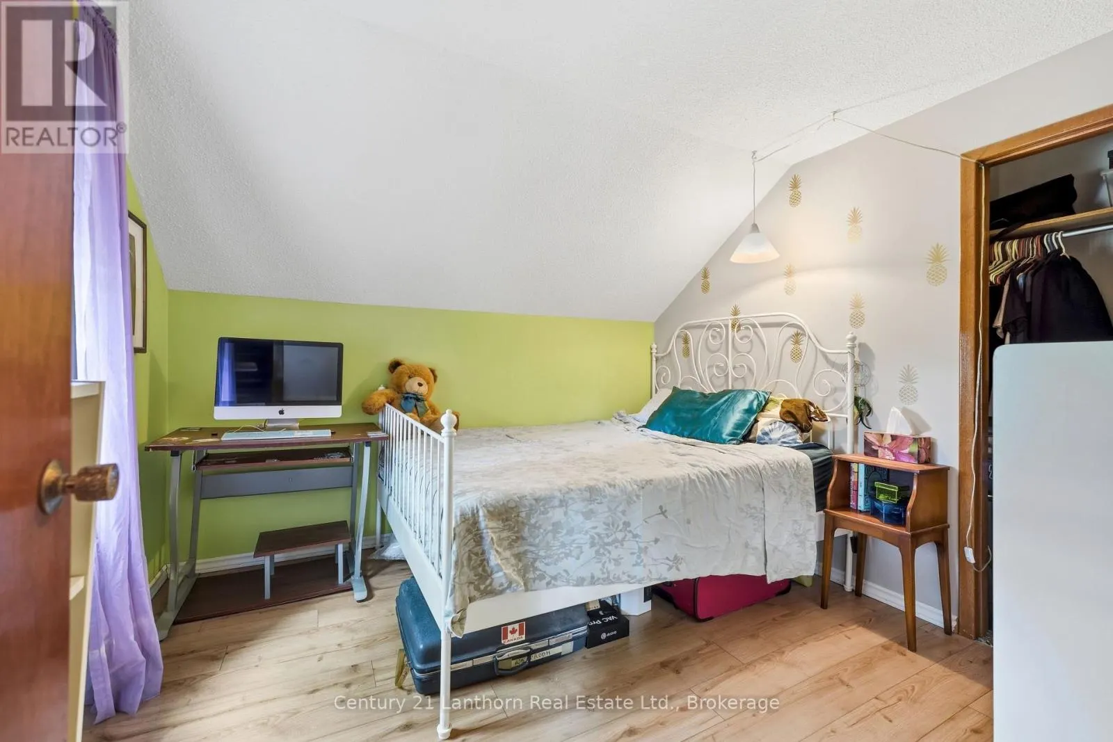 1504 VANDERWATER ROAD