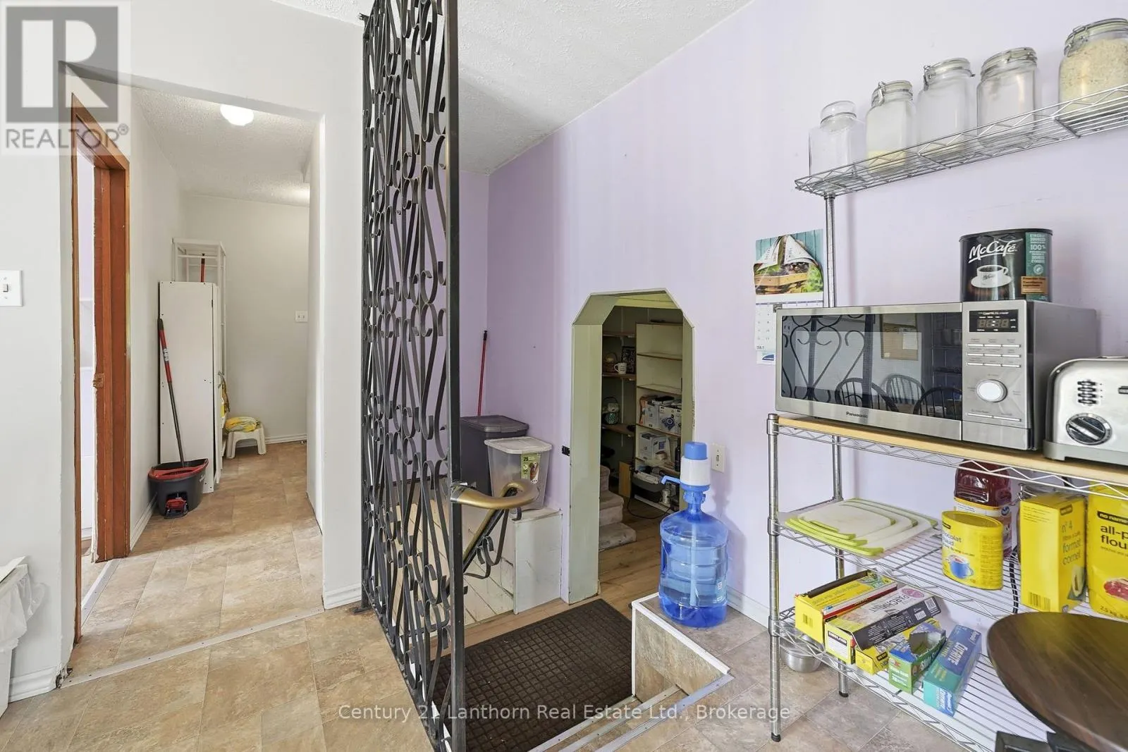 1504 VANDERWATER ROAD