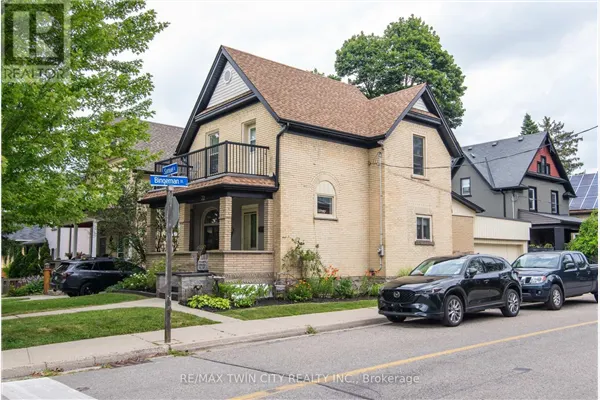 32 SAMUEL STREET