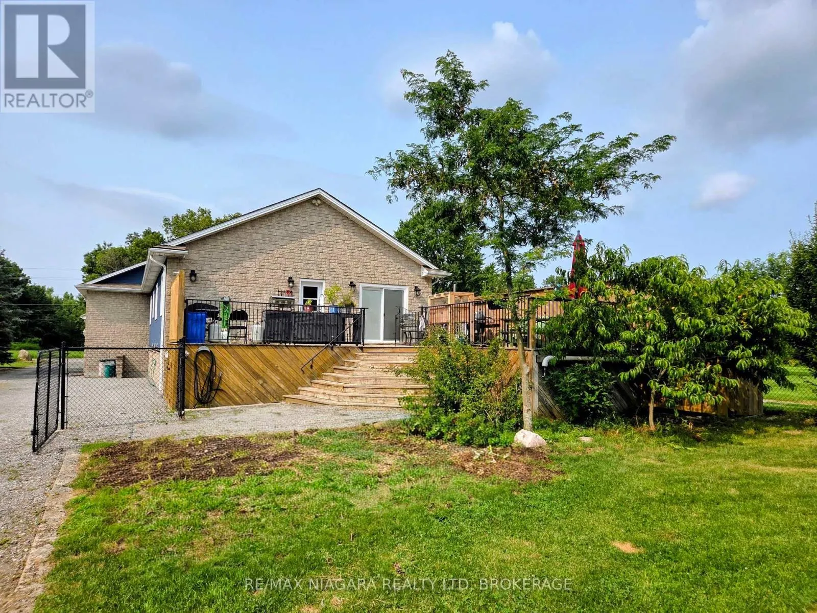 1487 BARRON ROAD