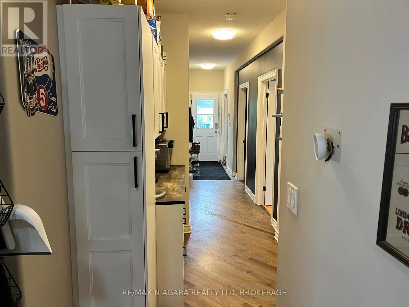1487 BARRON ROAD