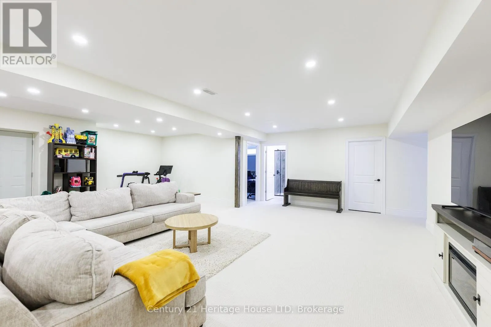 856 LORRAINE ROAD