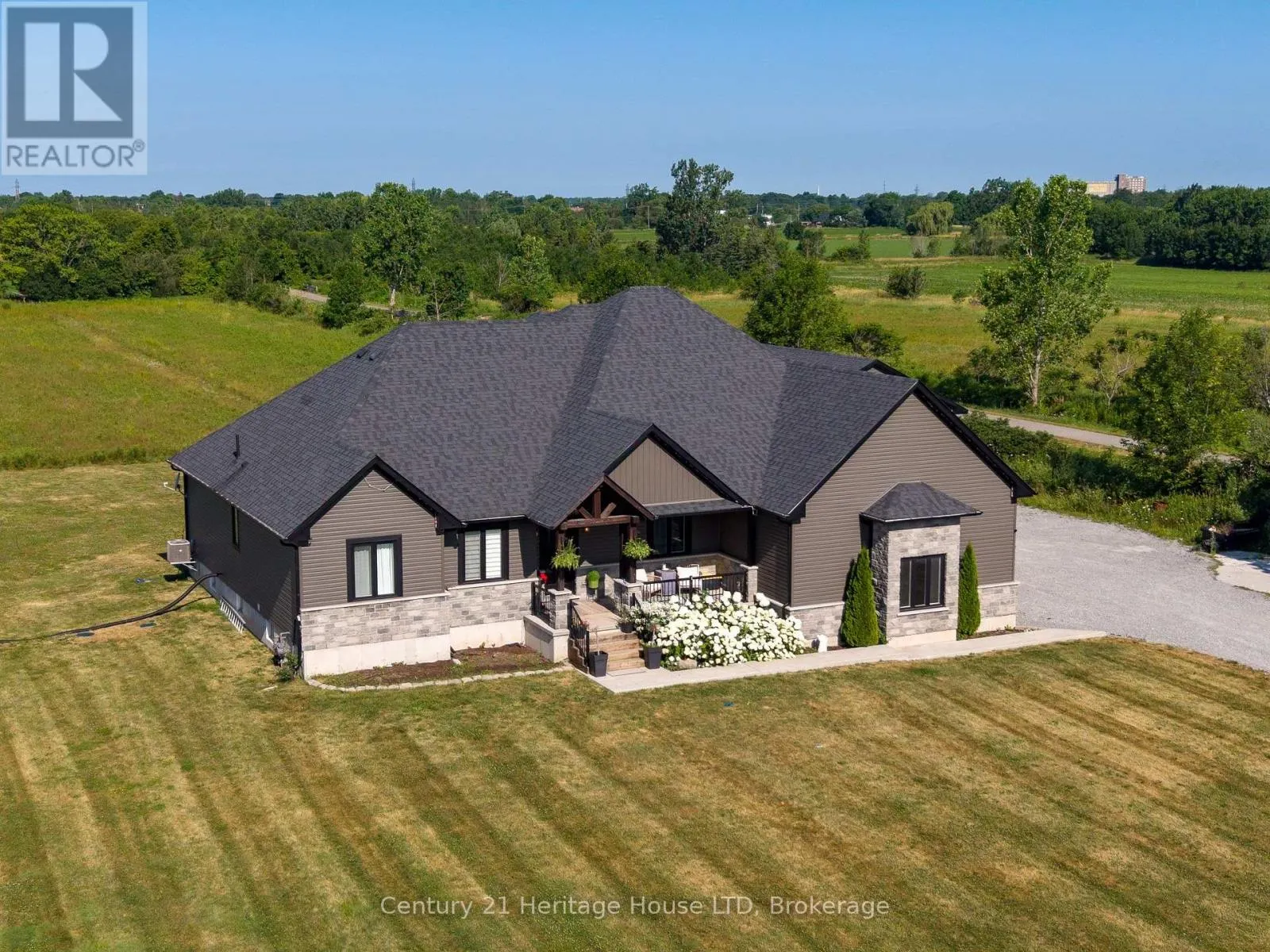 856 LORRAINE ROAD