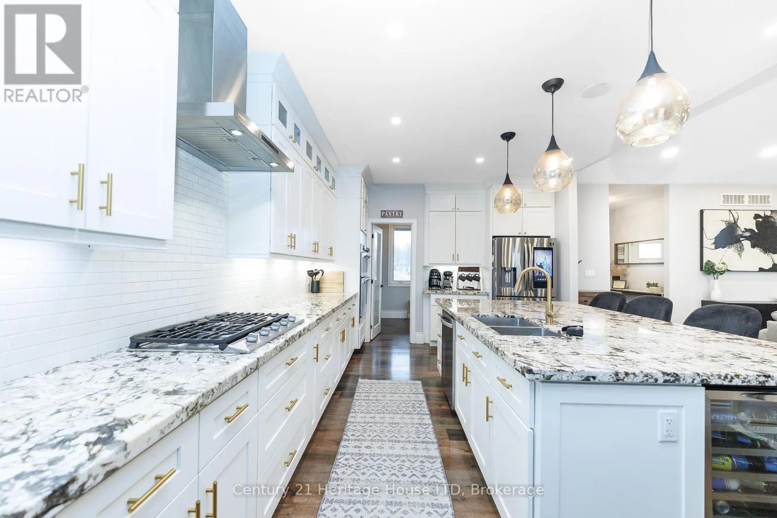 856 LORRAINE ROAD