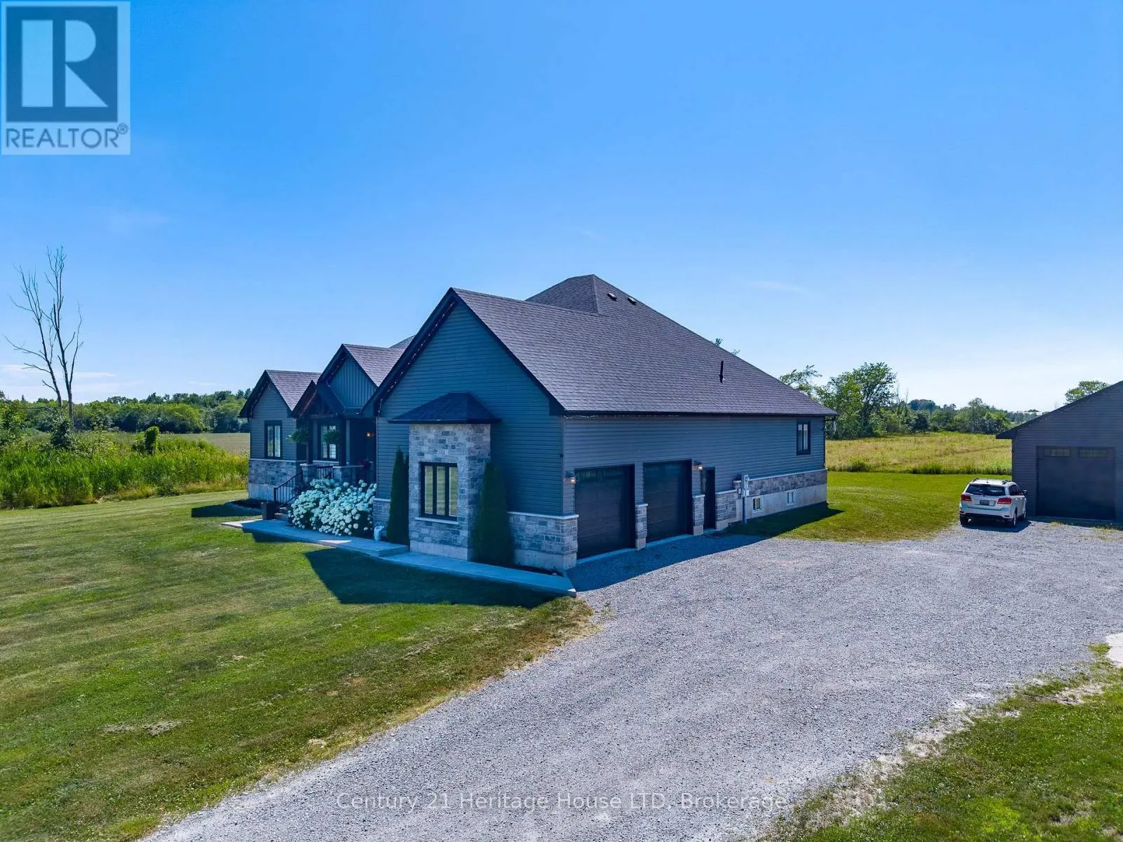 856 LORRAINE ROAD