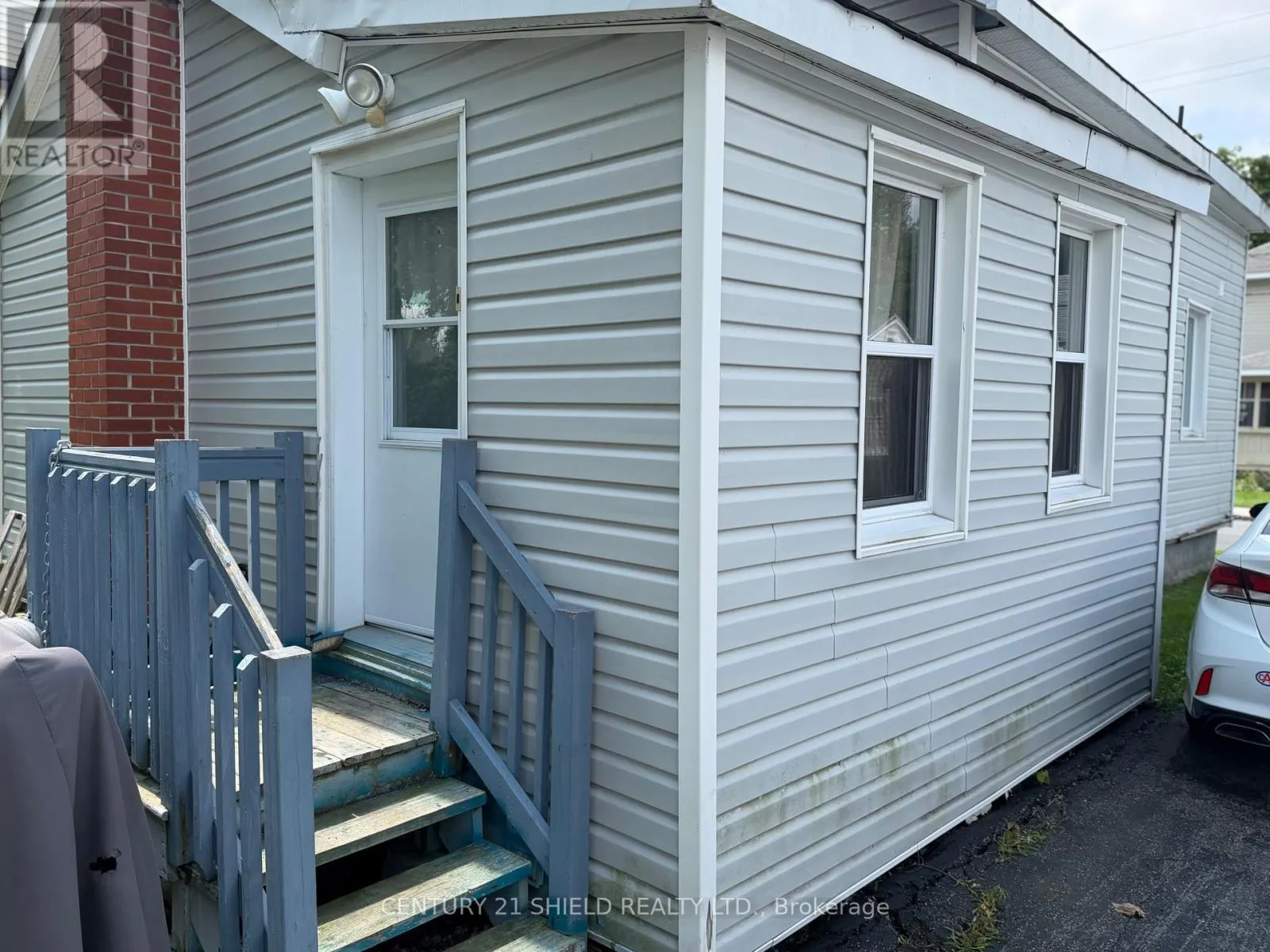 419 BEDFORD STREET