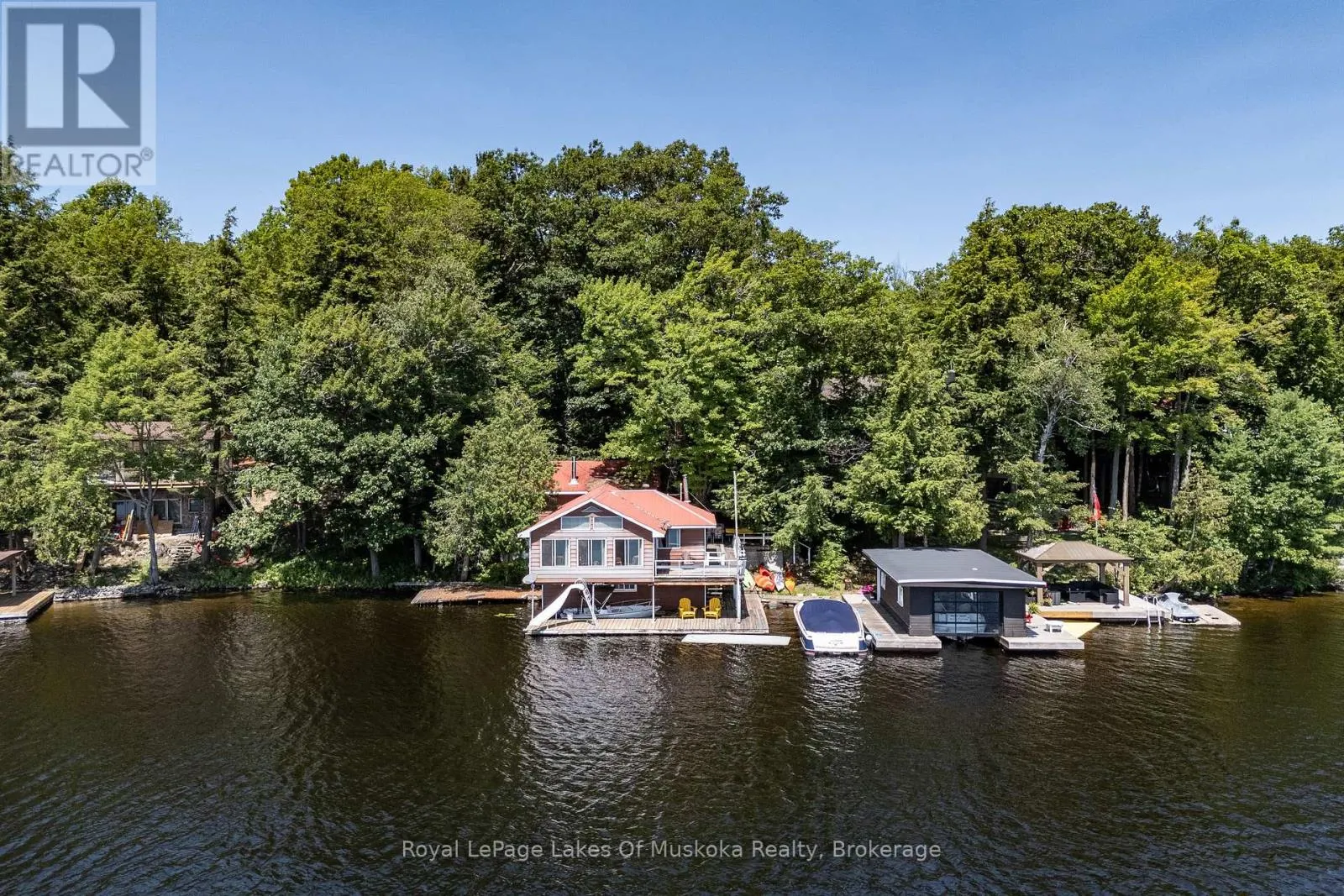 22 - 1254 BARLOCHAN ROAD #22