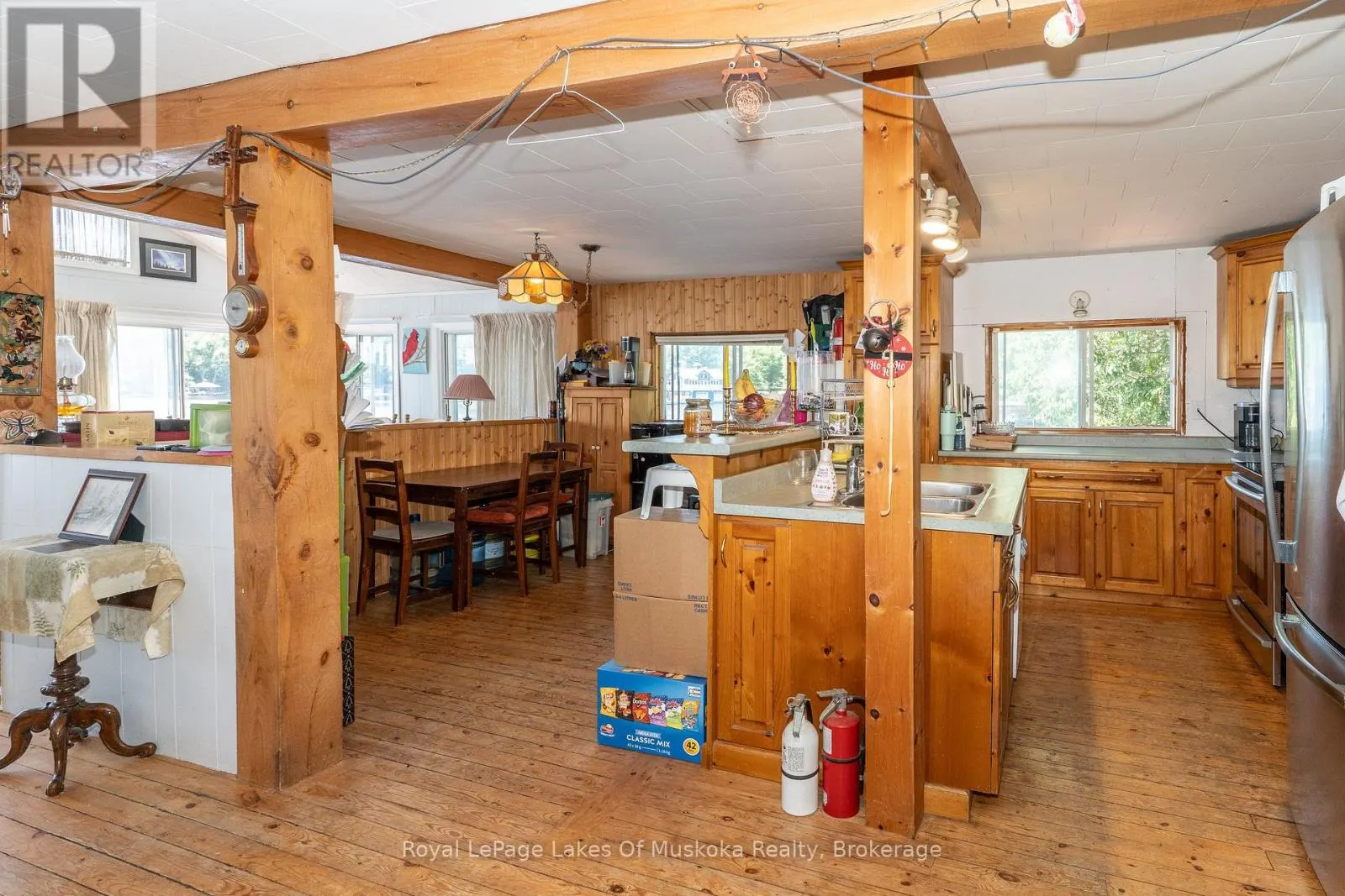 22 - 1254 BARLOCHAN ROAD #22