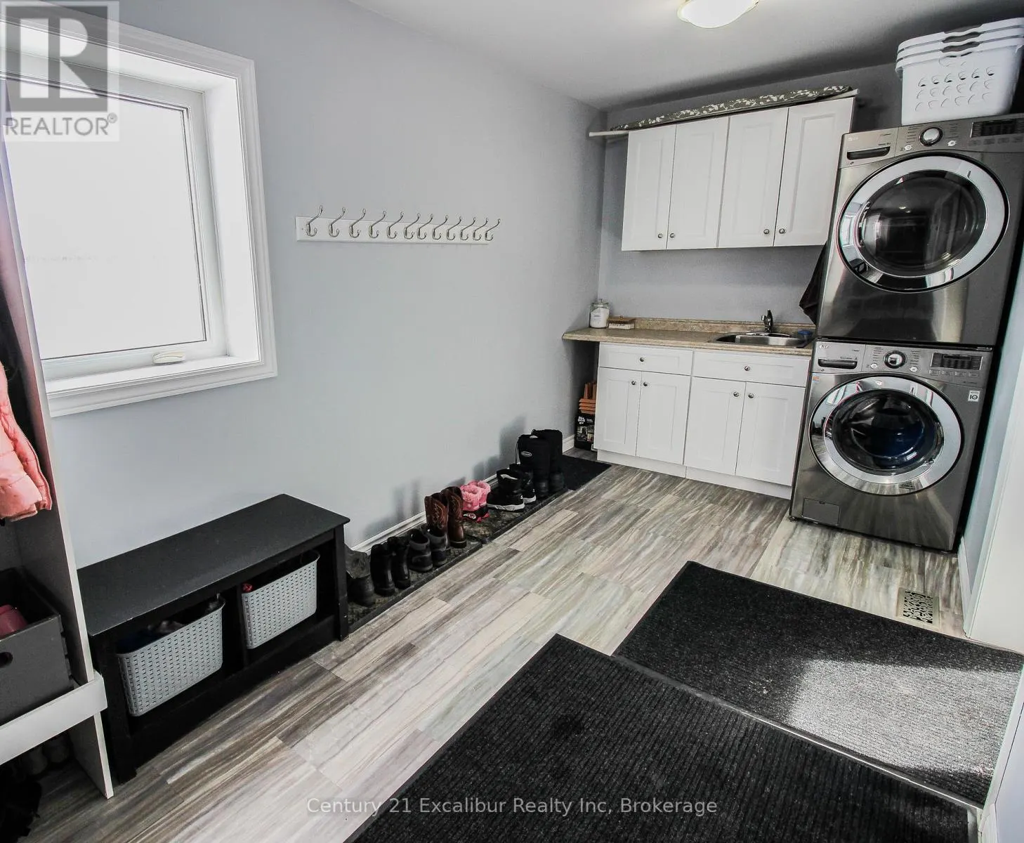 7104 SIXTH LINE ROAD W