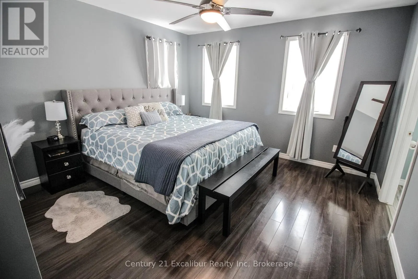7104 SIXTH LINE ROAD W