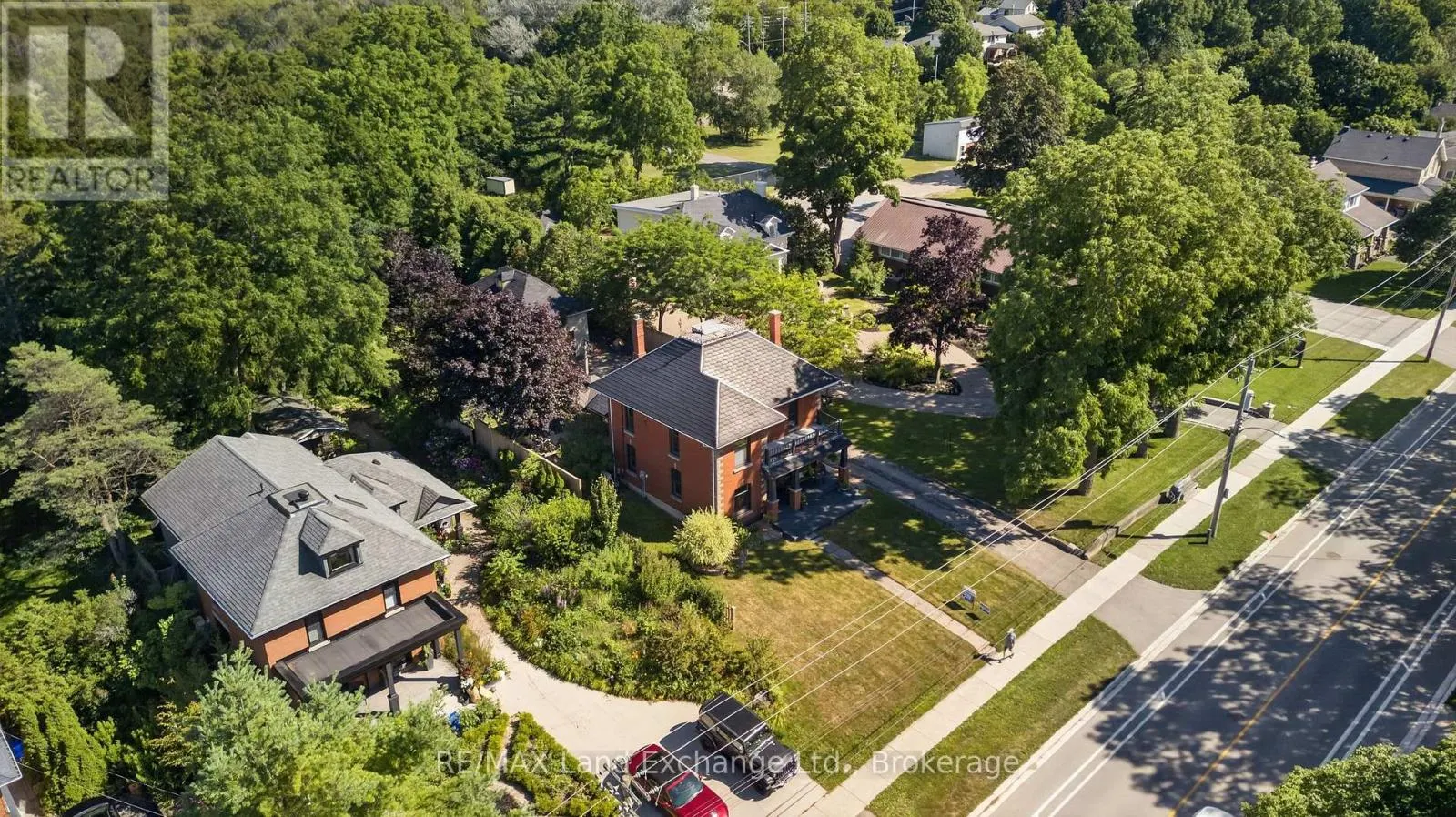 581 QUEEN STREET