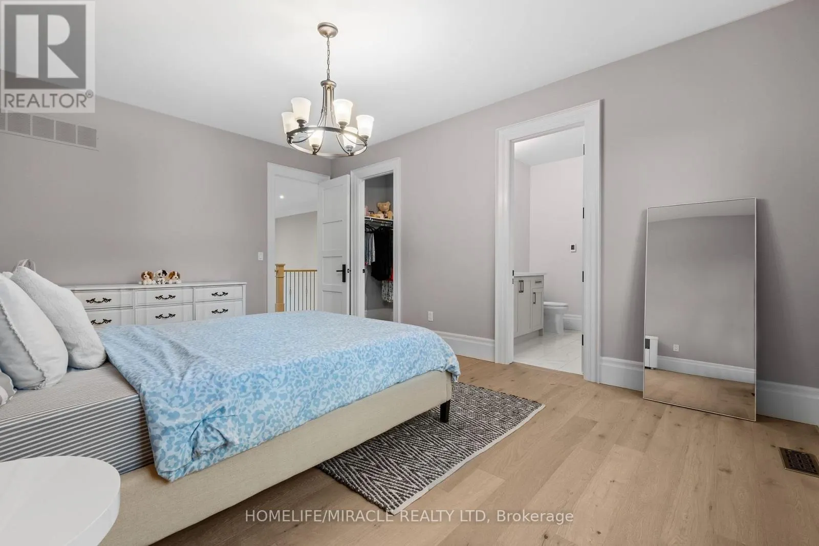 19 - 105 PERRYMAN COURT