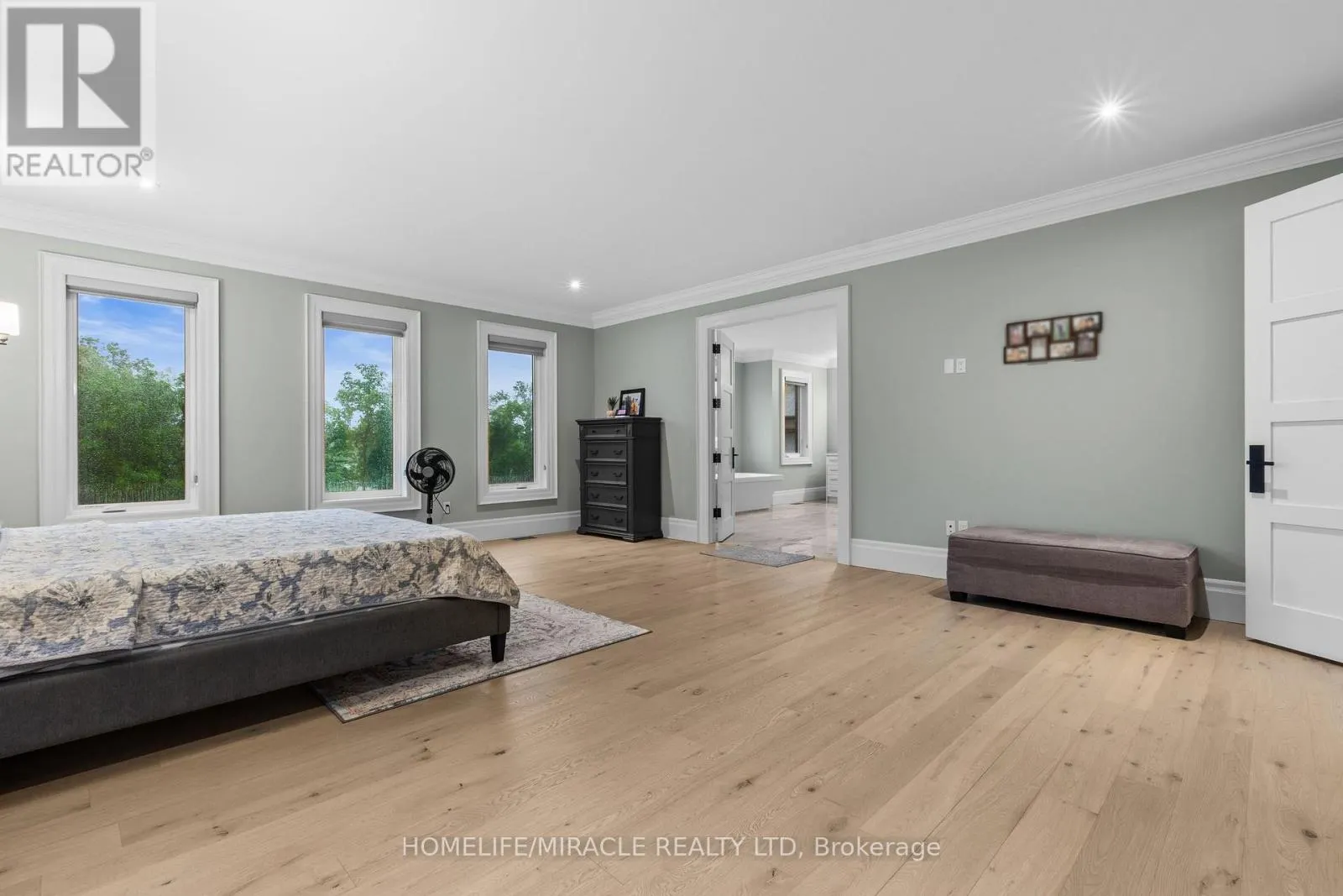 19 - 105 PERRYMAN COURT