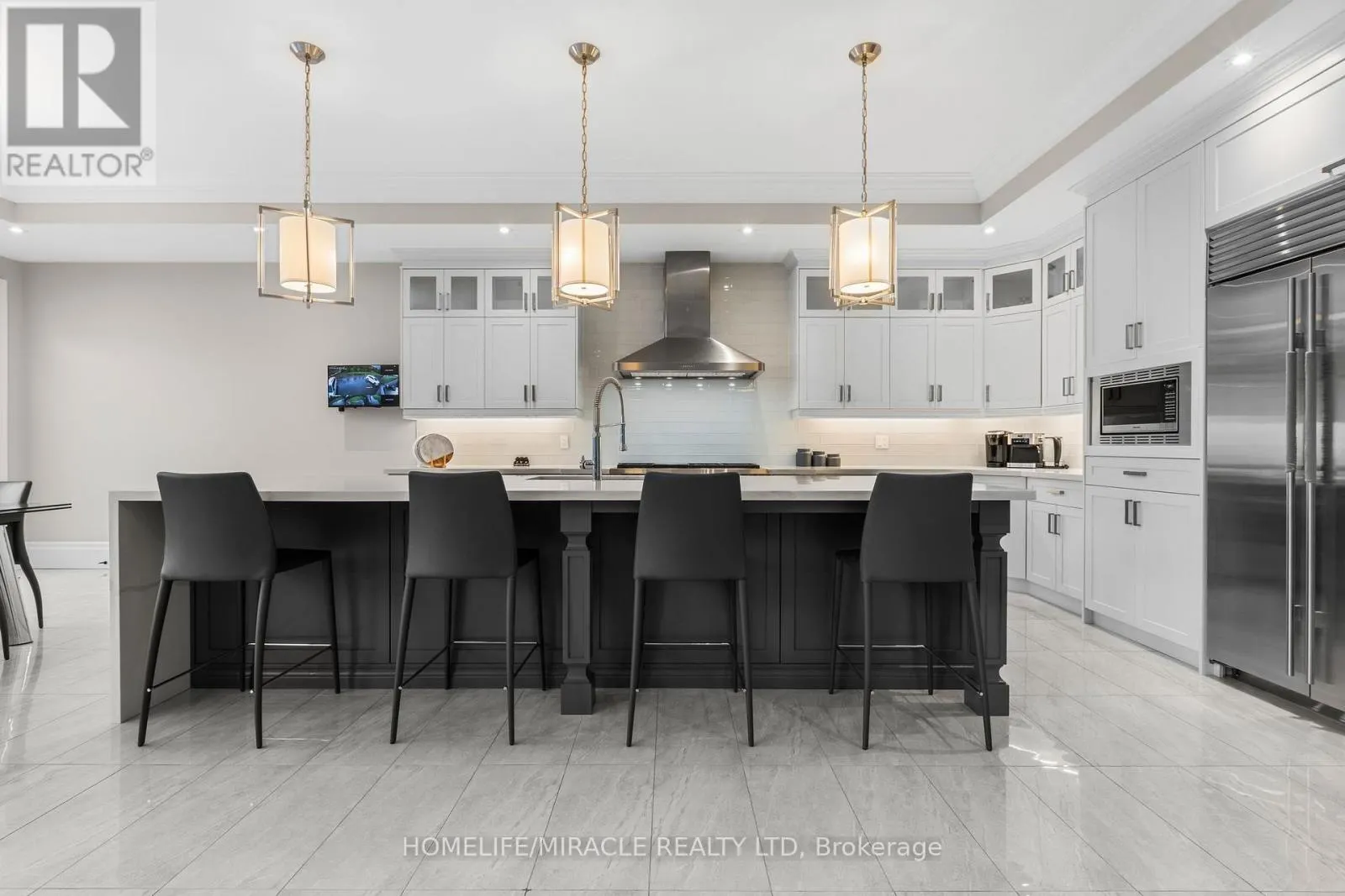 19 - 105 PERRYMAN COURT
