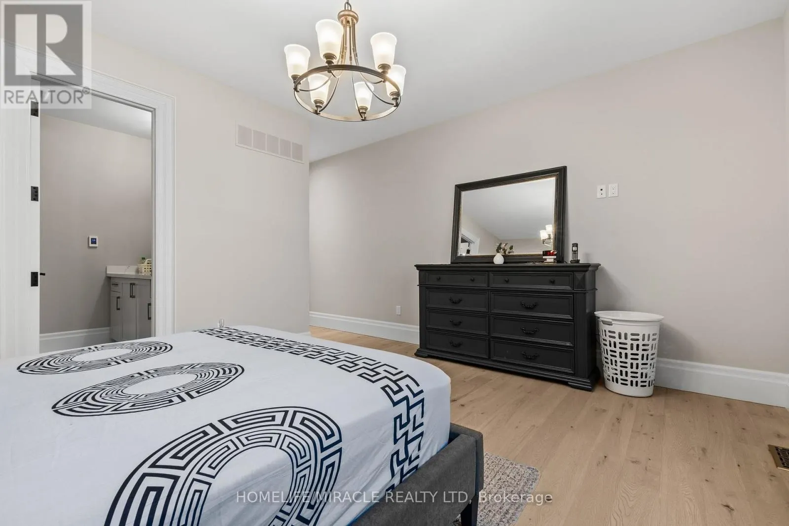 19 - 105 PERRYMAN COURT