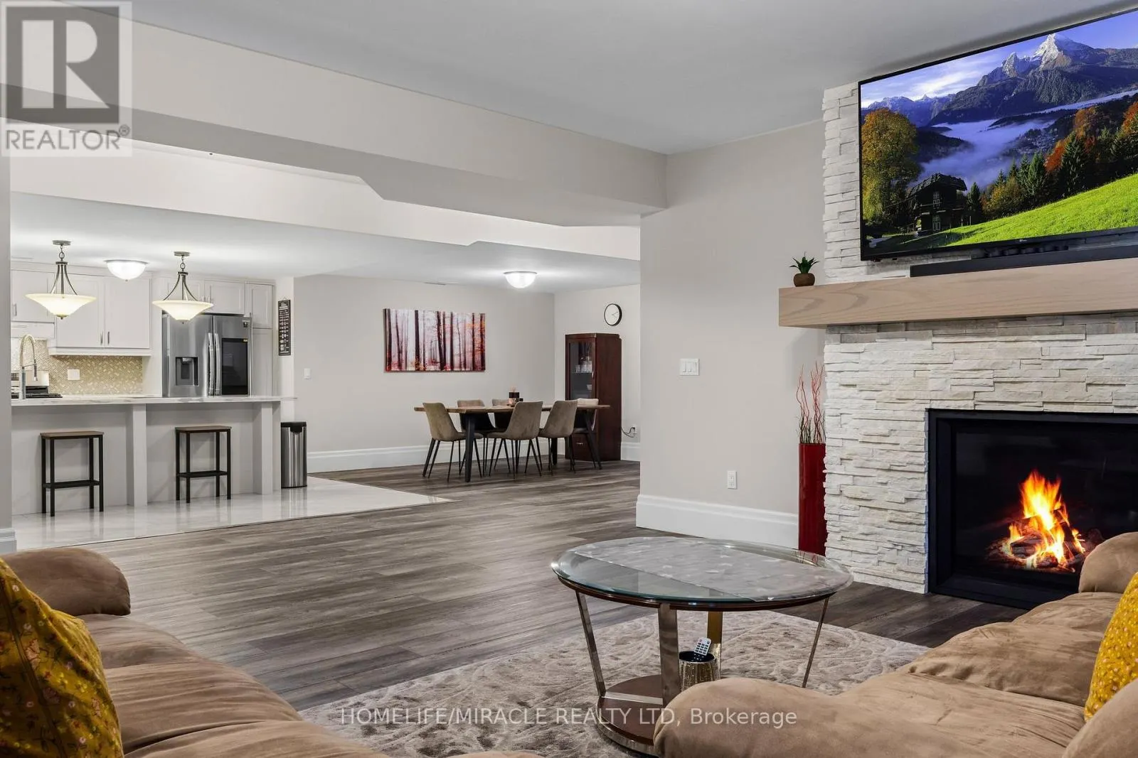 19 - 105 PERRYMAN COURT