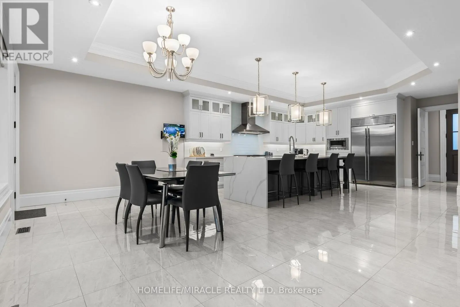 19 - 105 PERRYMAN COURT