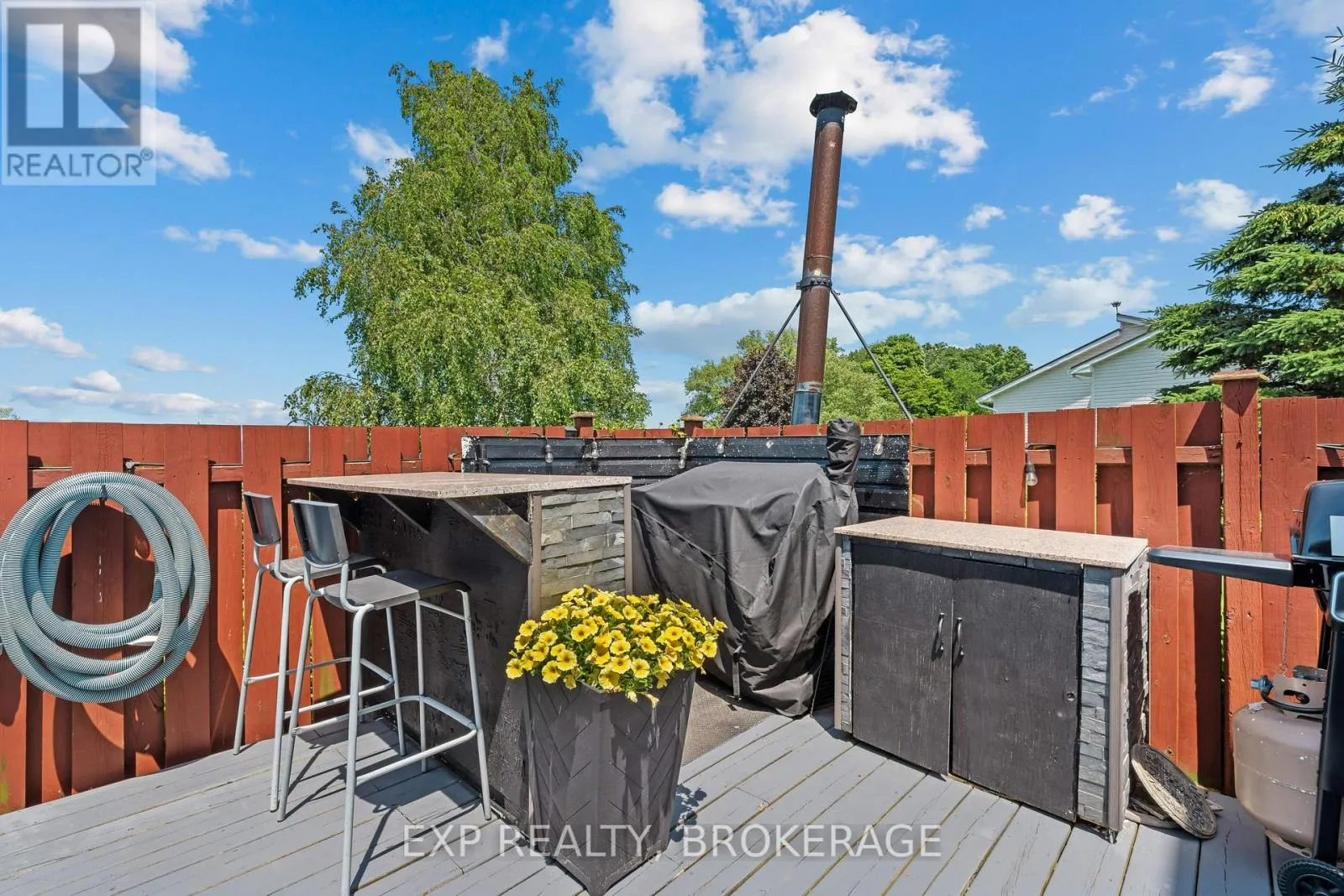 26 BOXEN HARBOUR LANE