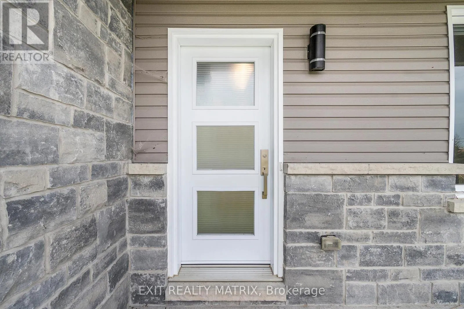25 GLENCO ROAD