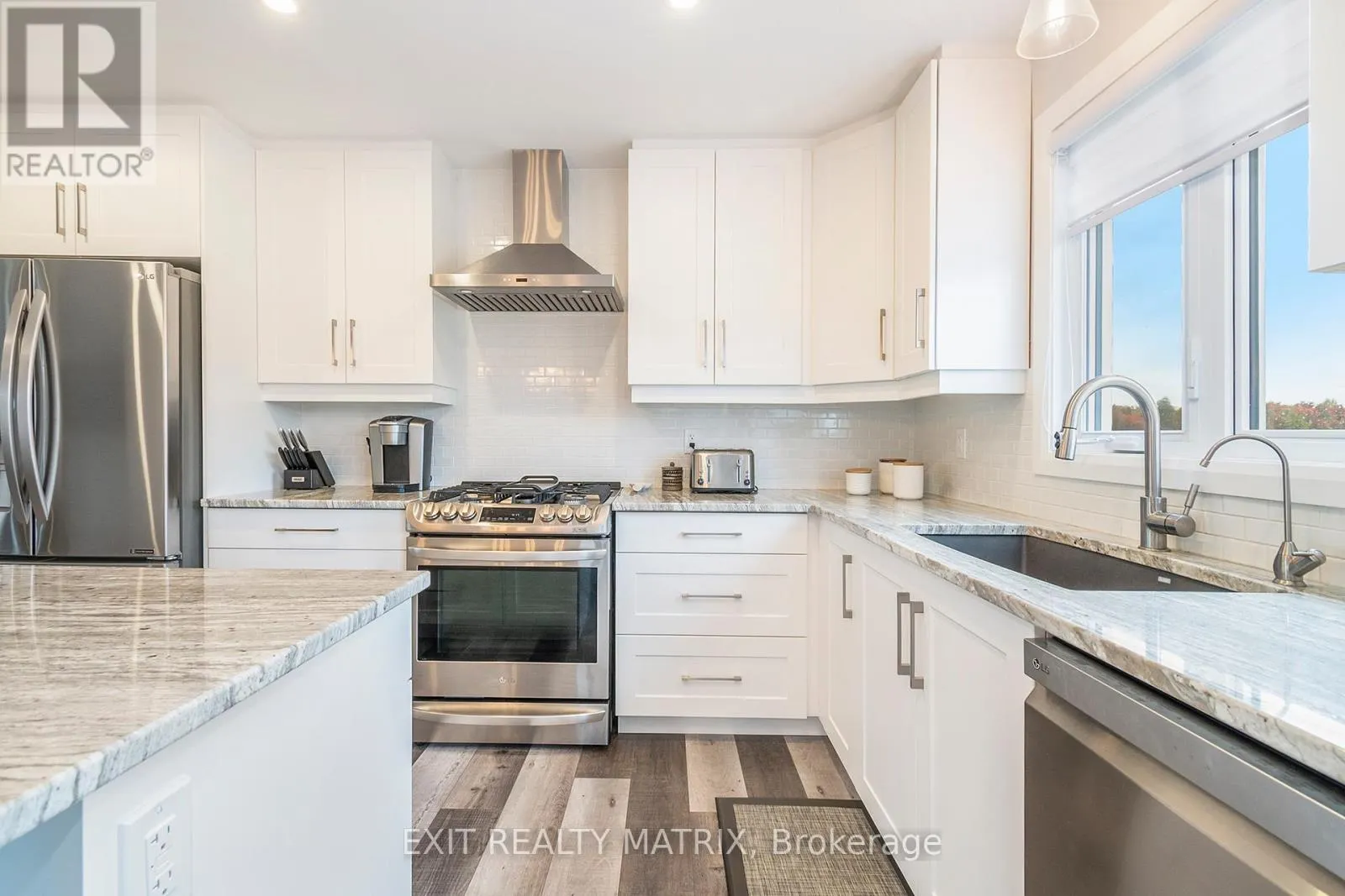 25 GLENCO ROAD