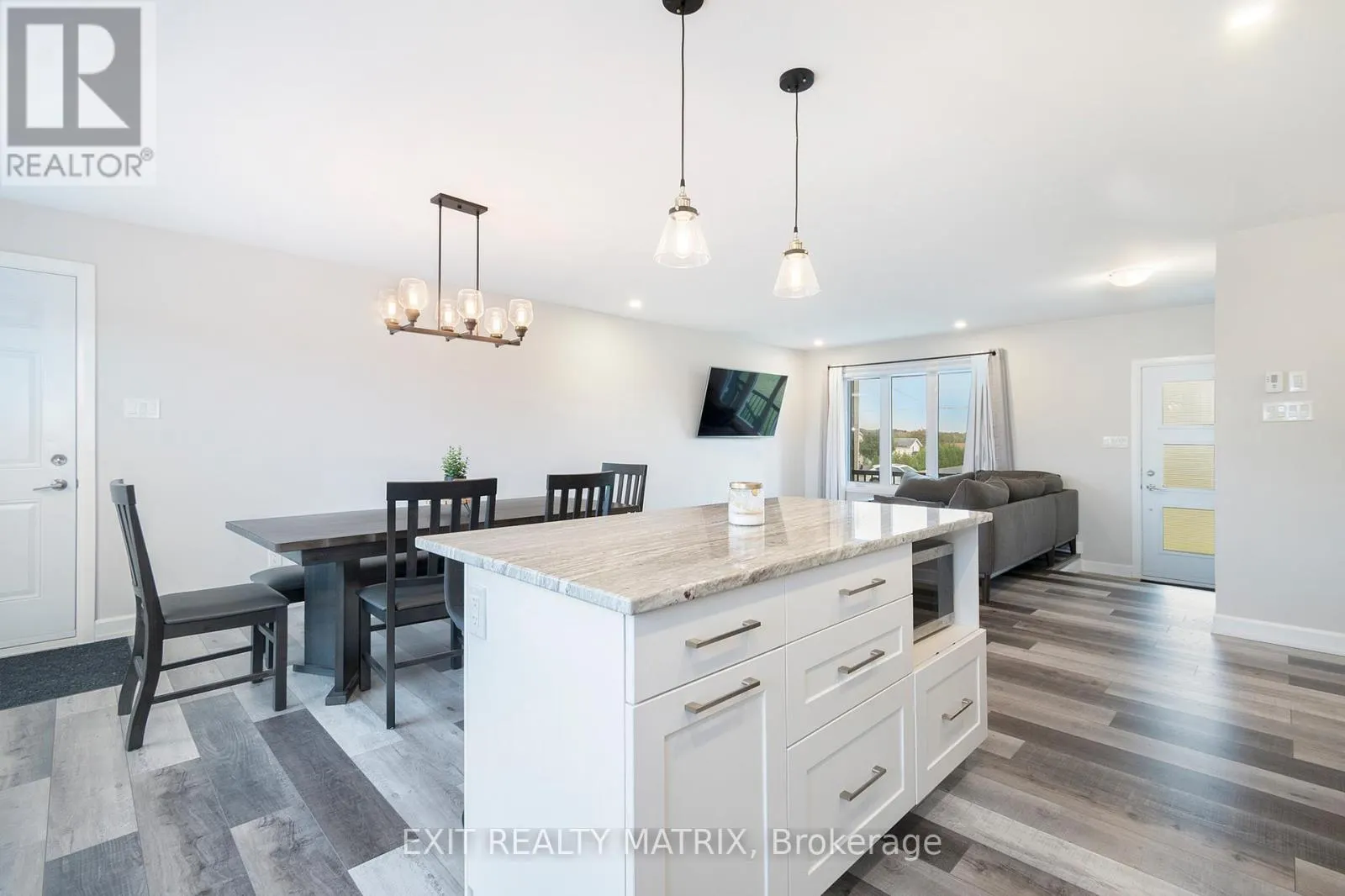 25 GLENCO ROAD