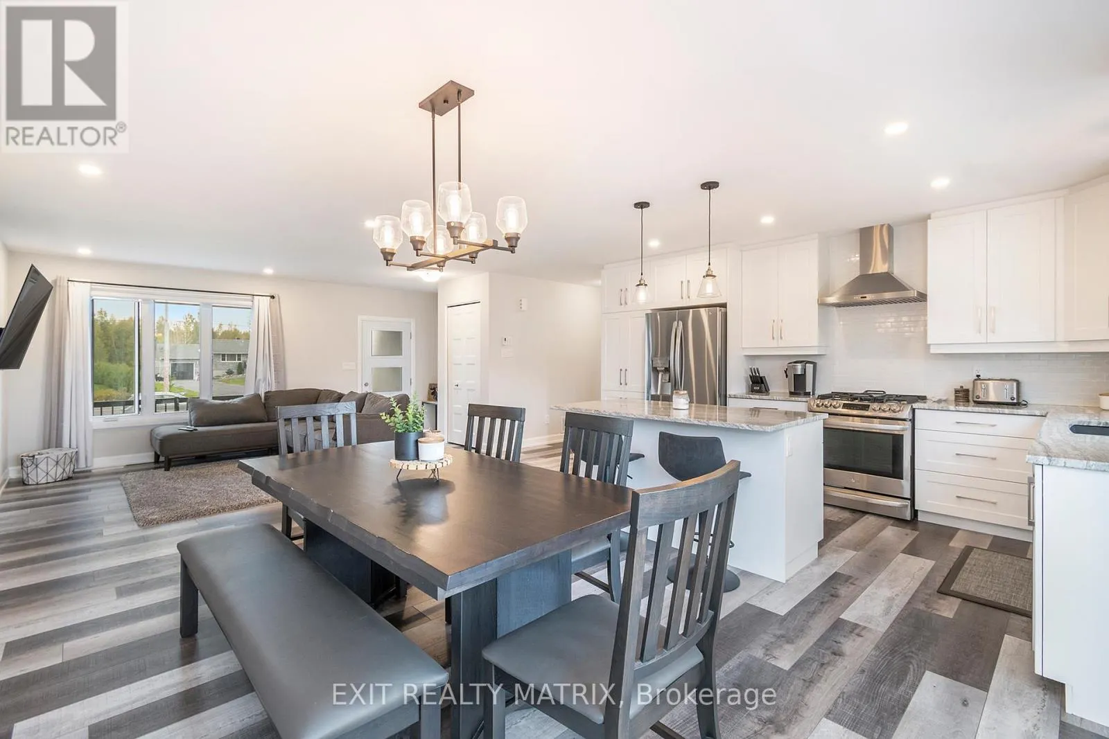 25 GLENCO ROAD