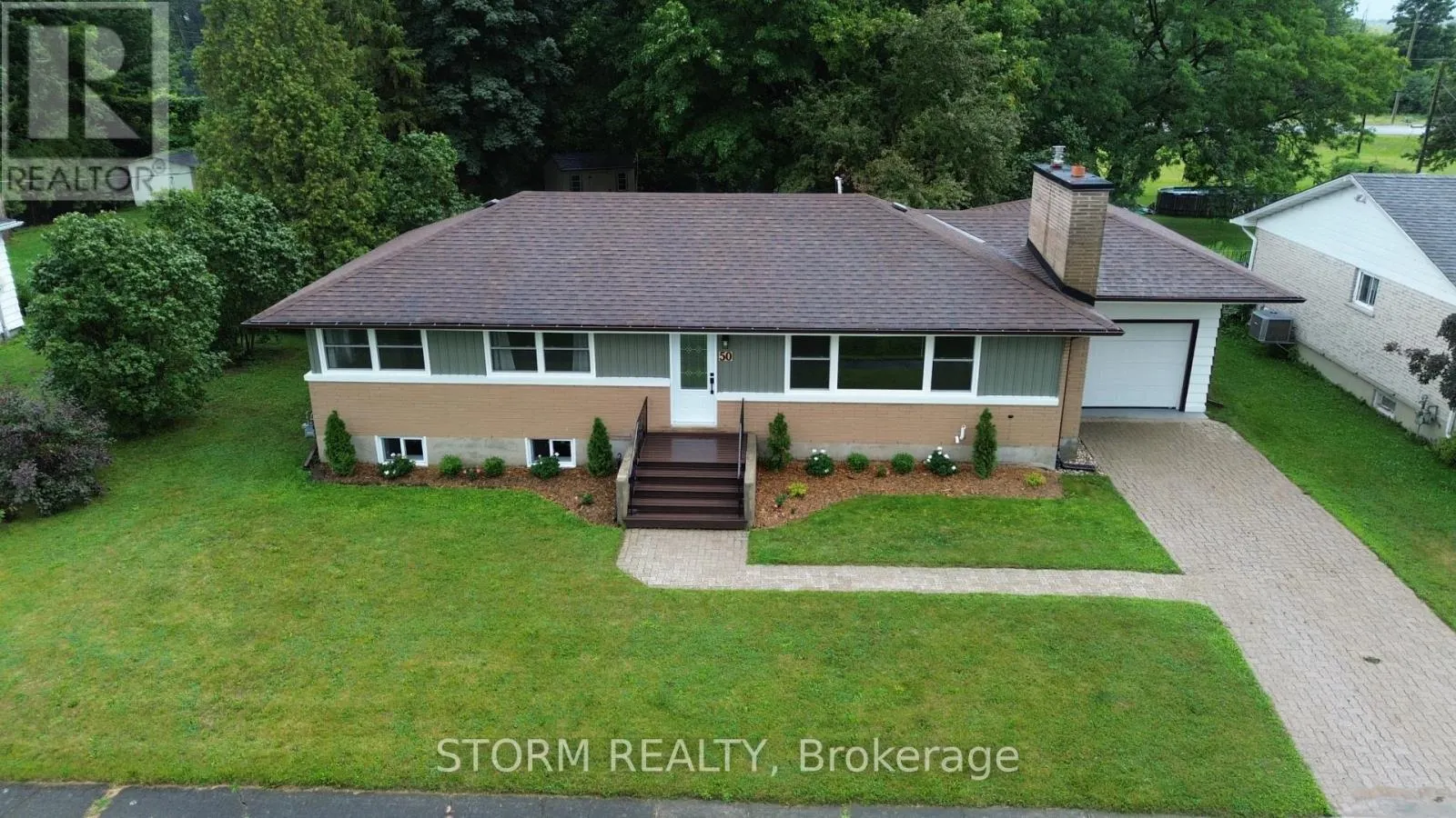 50 SANTA CRUZ DRIVE