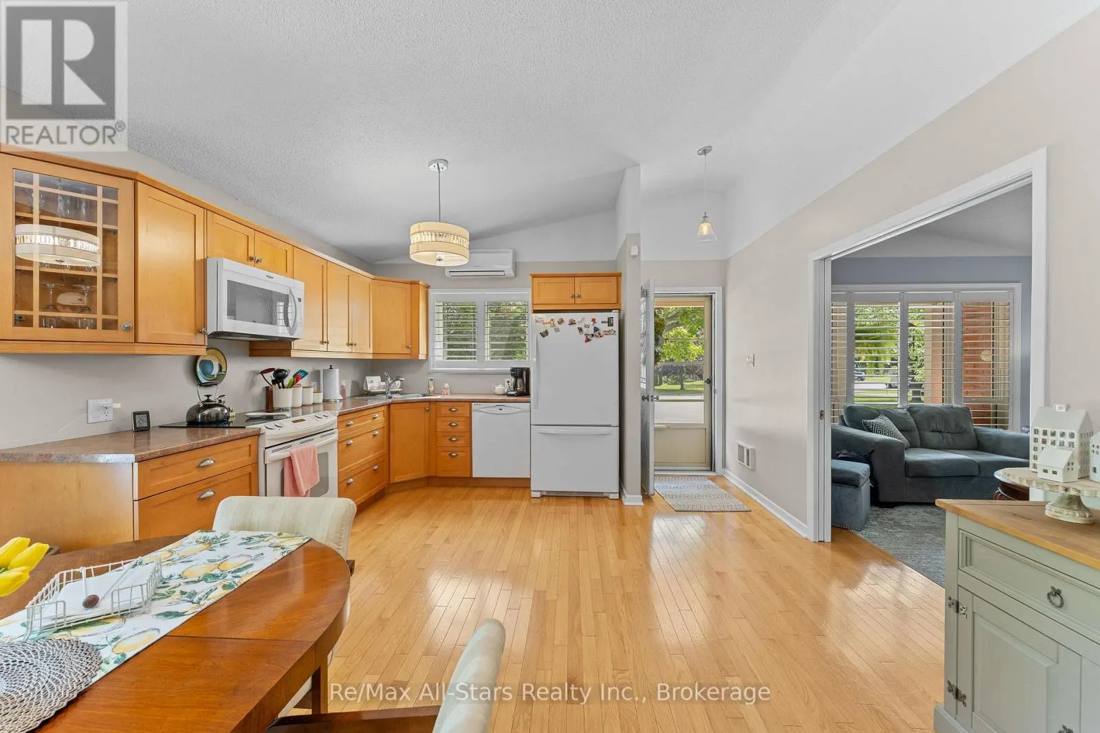 45 JANLISDA DRIVE