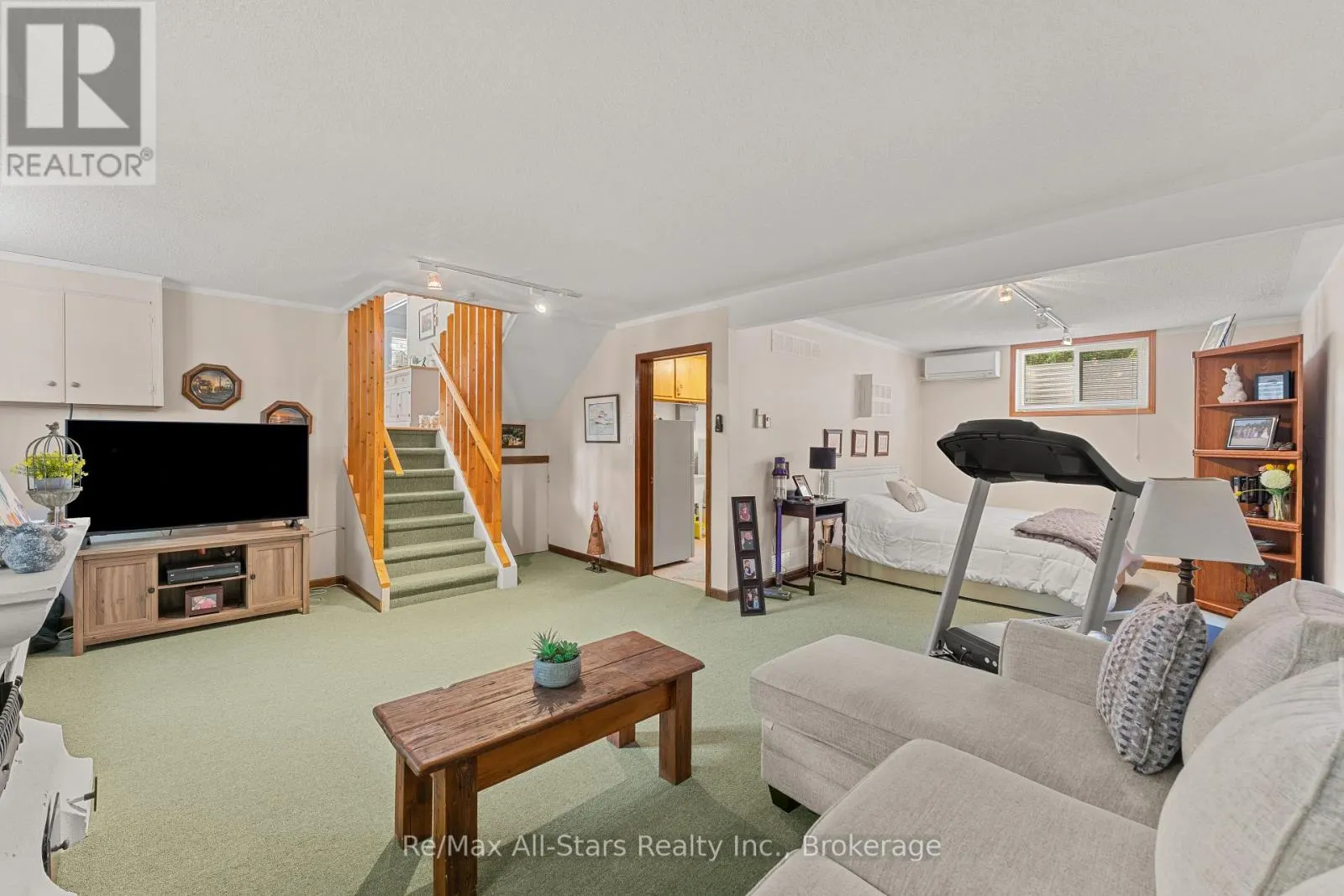 45 JANLISDA DRIVE
