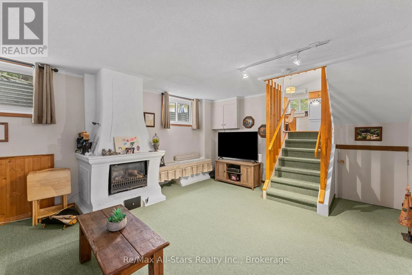 45 JANLISDA DRIVE
