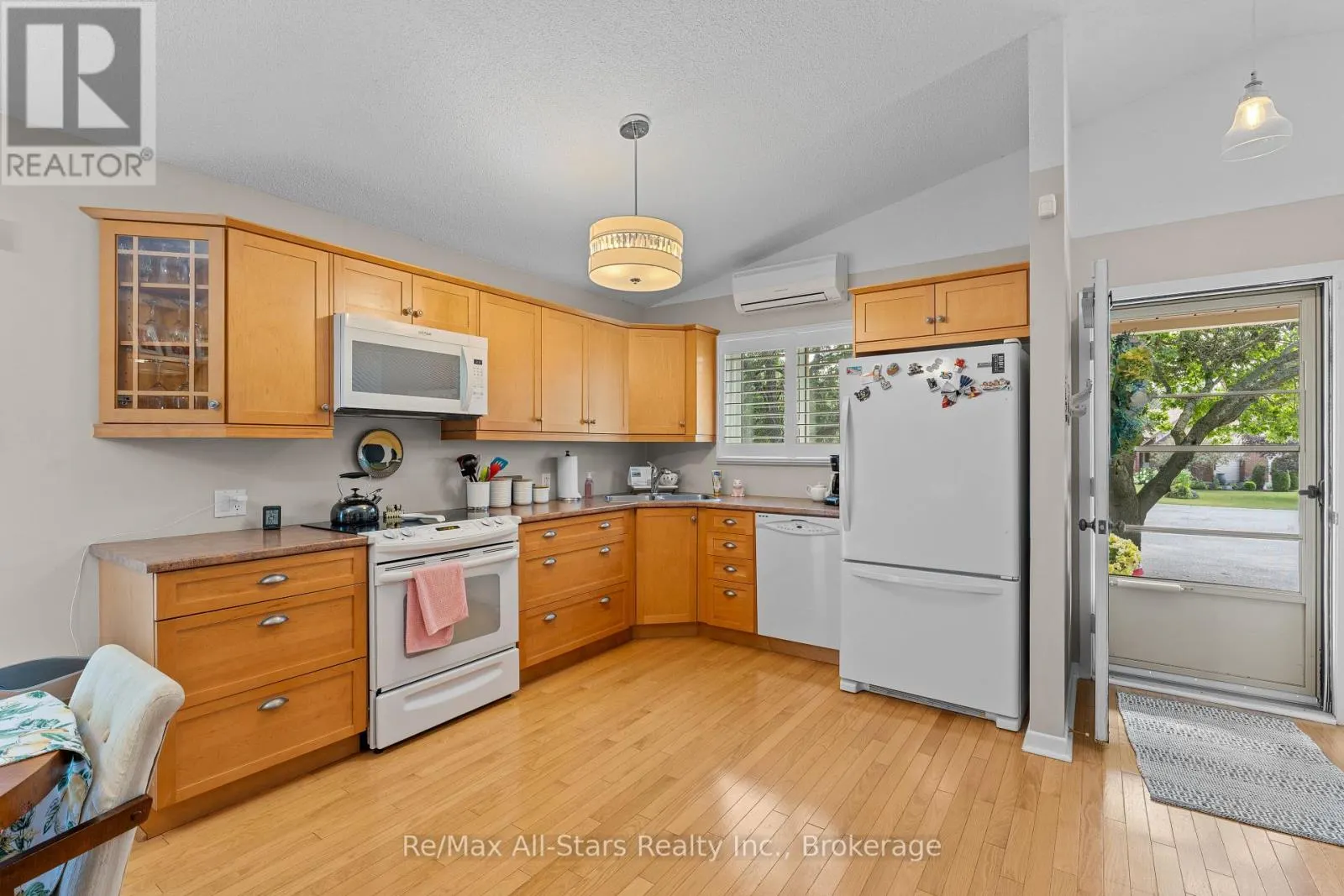 45 JANLISDA DRIVE