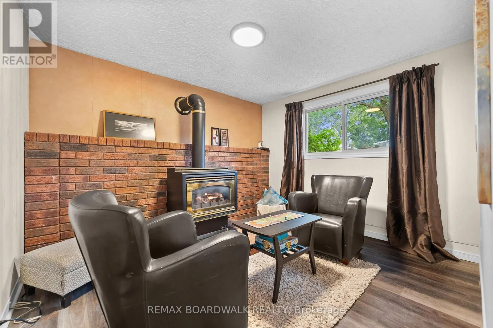 192 ALLAN DRIVE