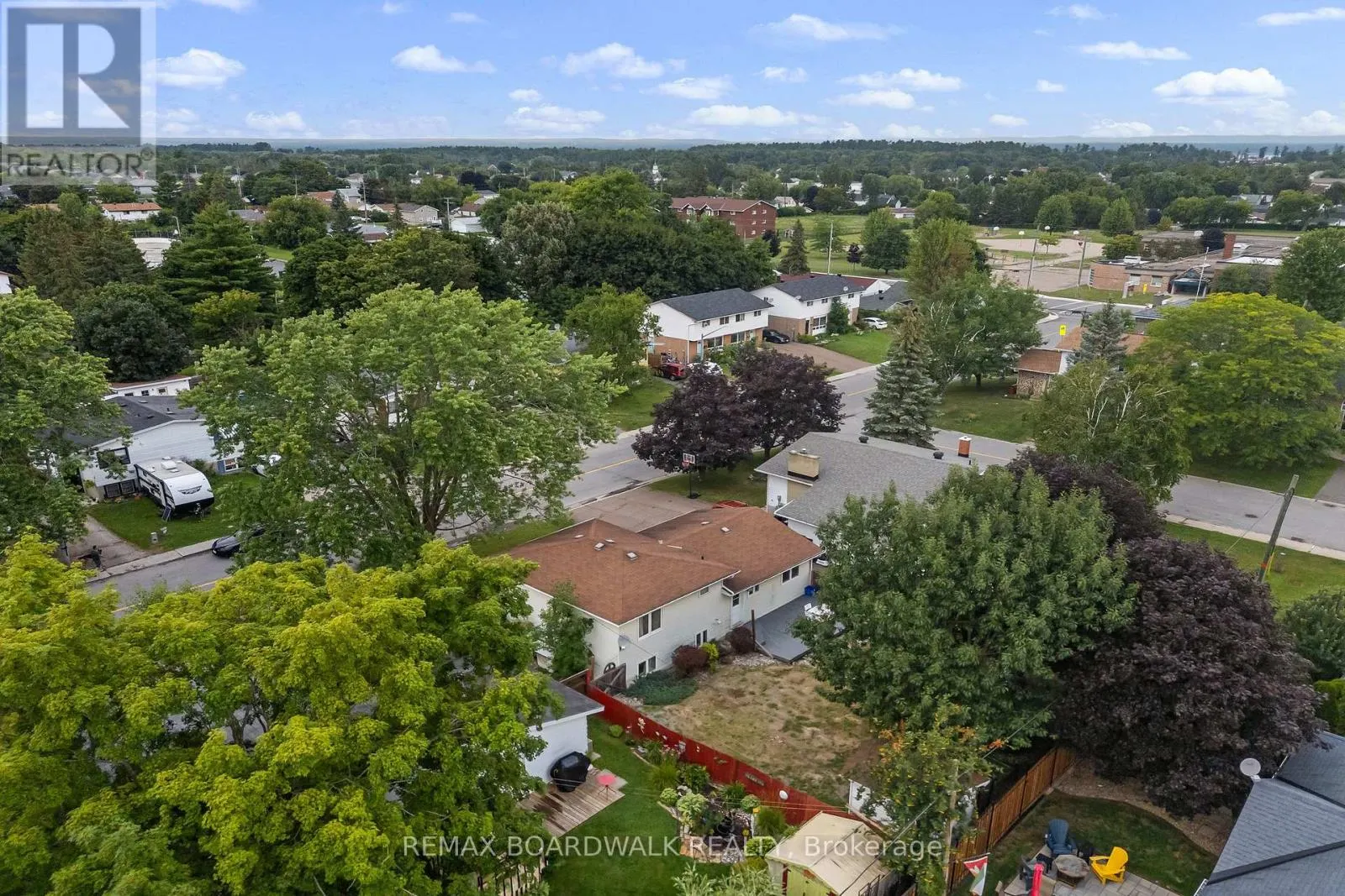 192 ALLAN DRIVE