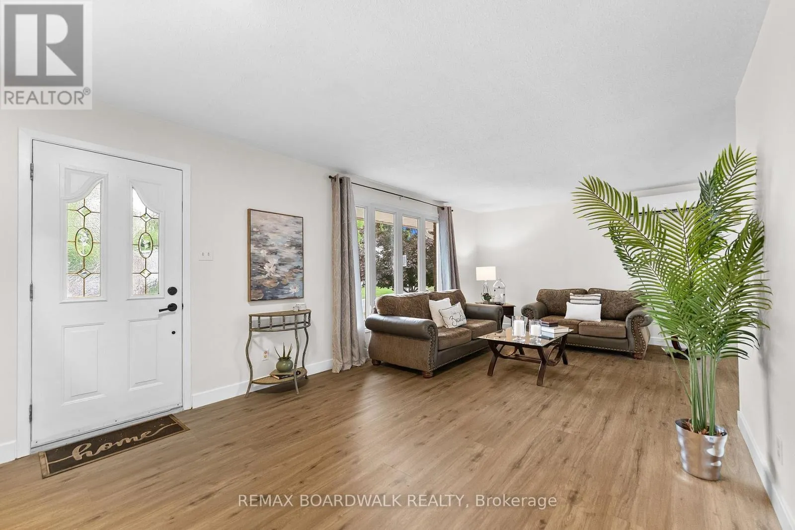 192 ALLAN DRIVE