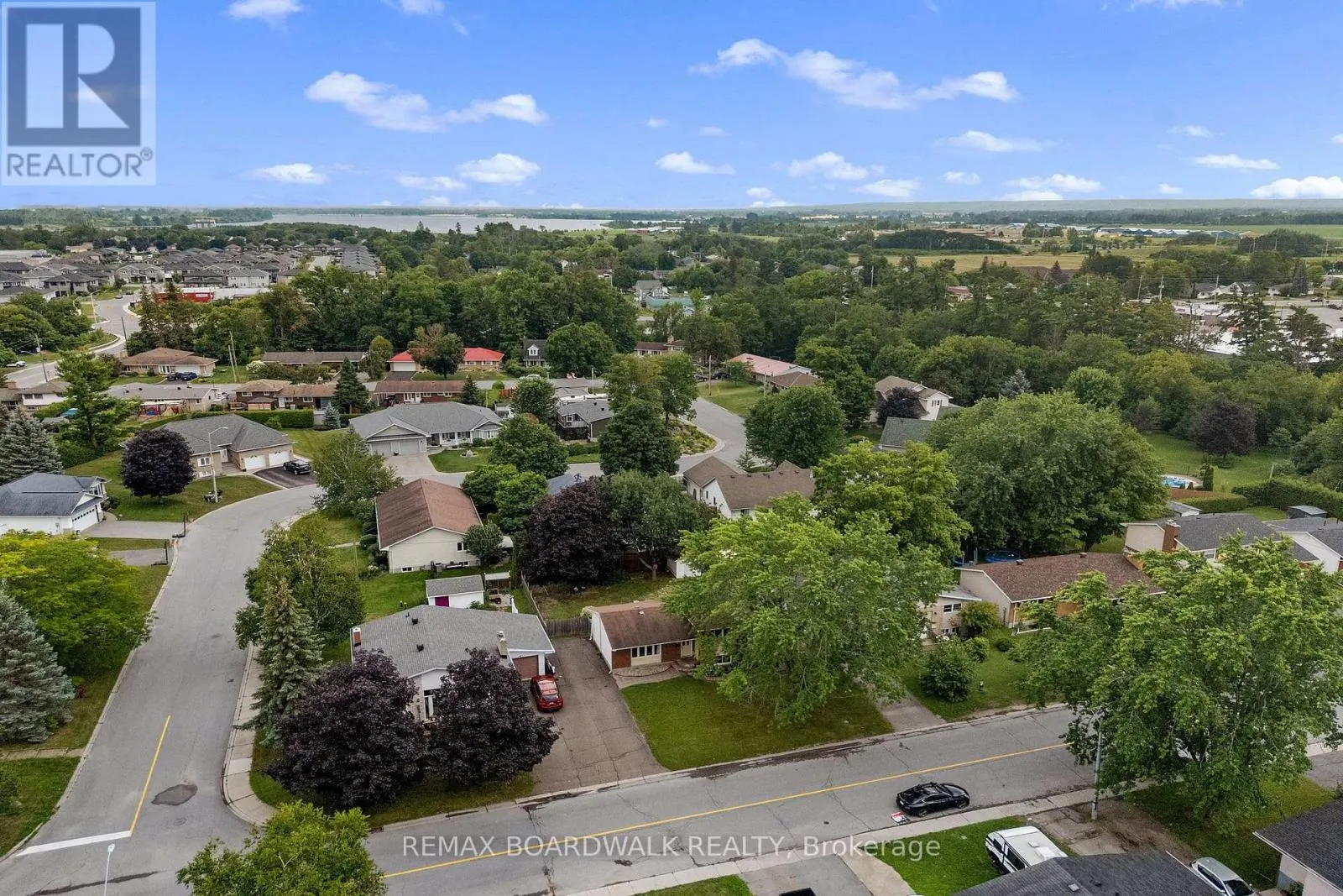192 ALLAN DRIVE