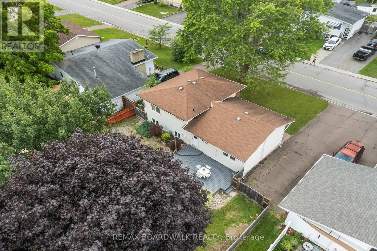192 ALLAN DRIVE