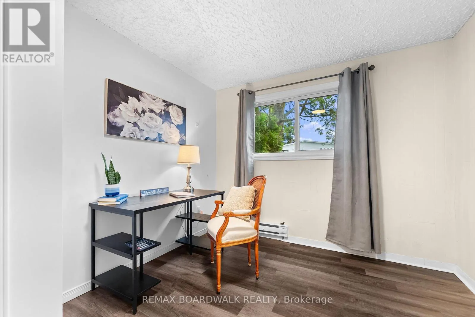 192 ALLAN DRIVE