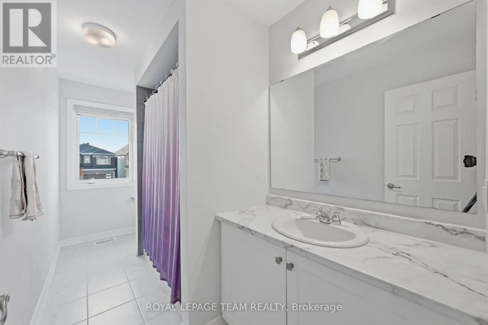 153 UNITY PLACE
