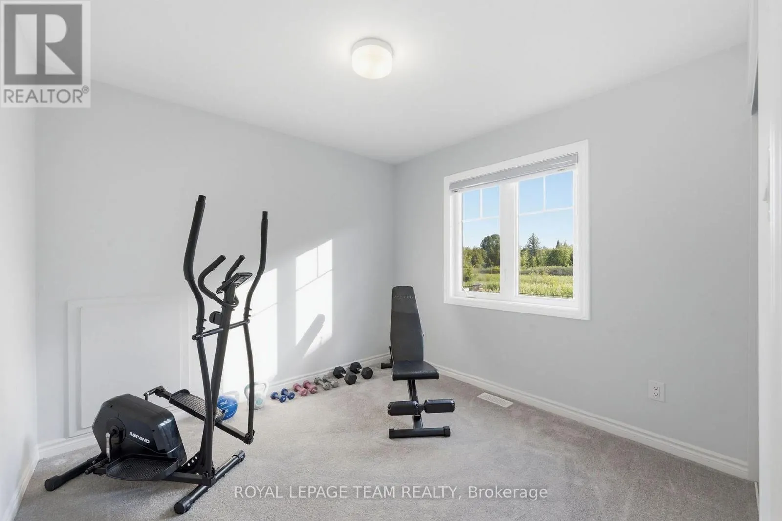 153 UNITY PLACE