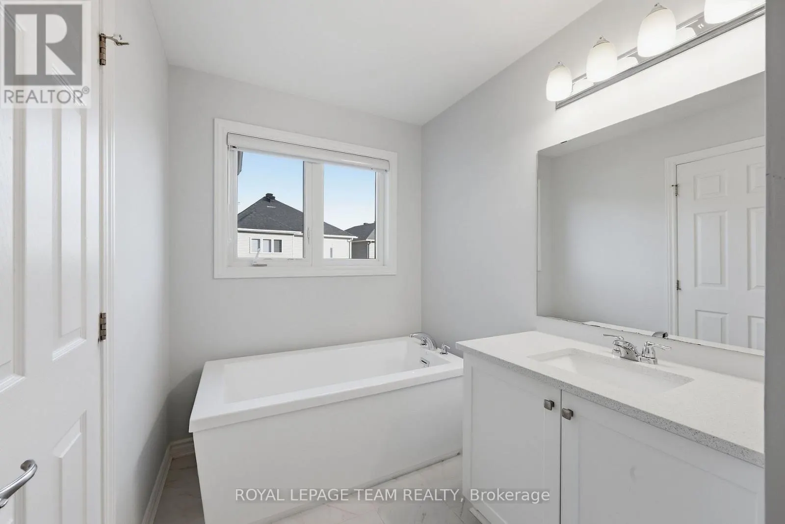 153 UNITY PLACE