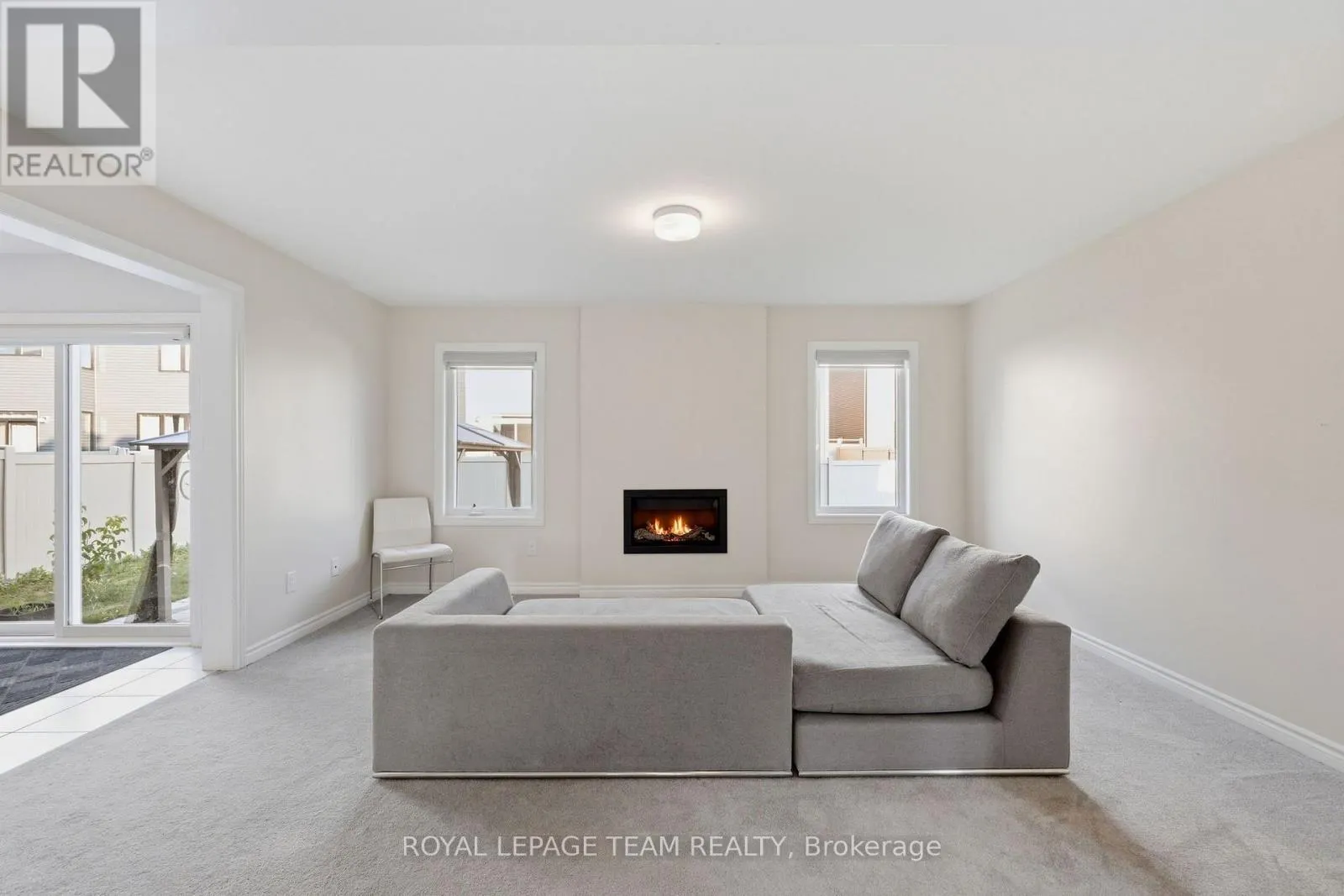 153 UNITY PLACE