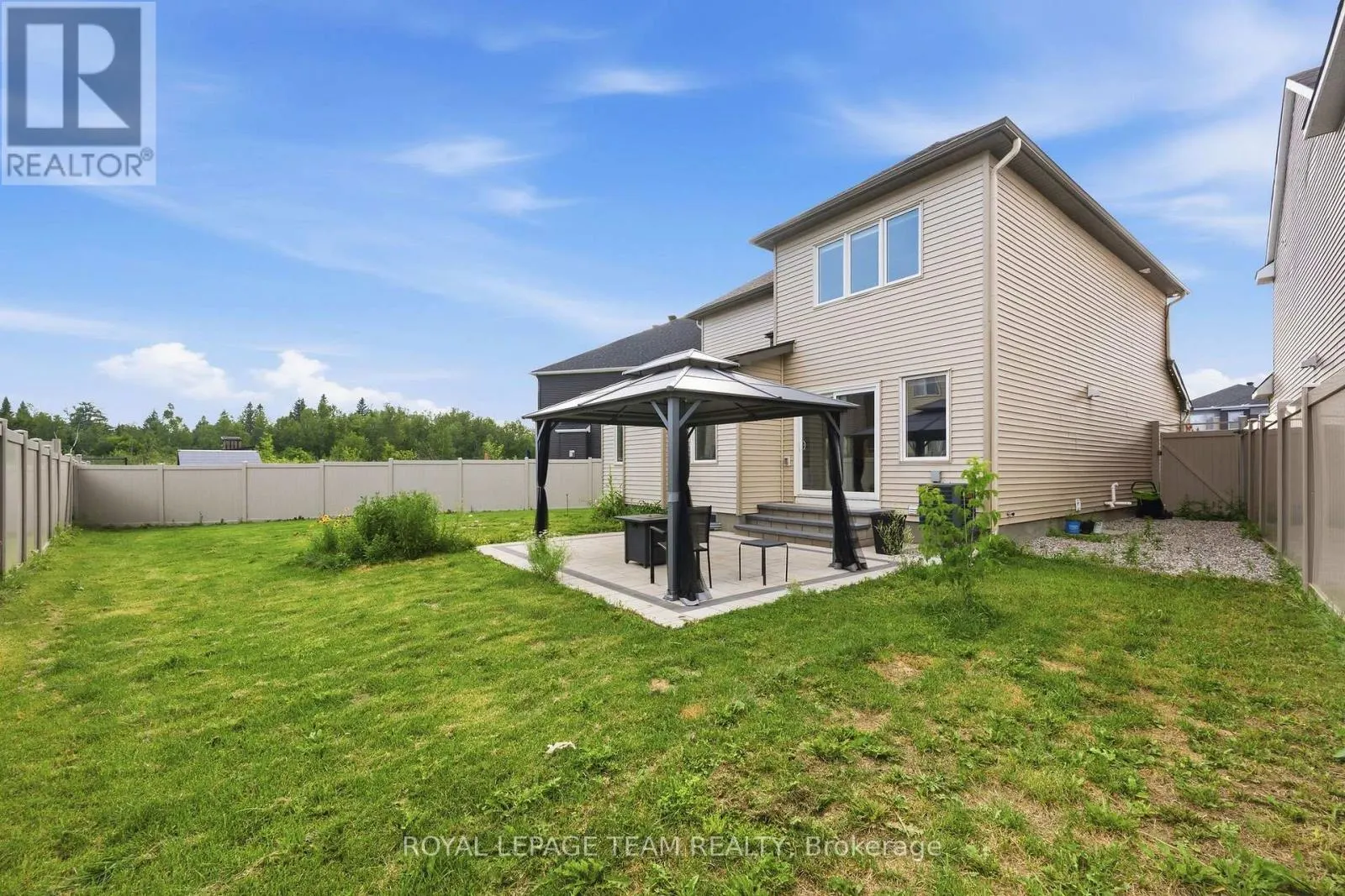 153 UNITY PLACE