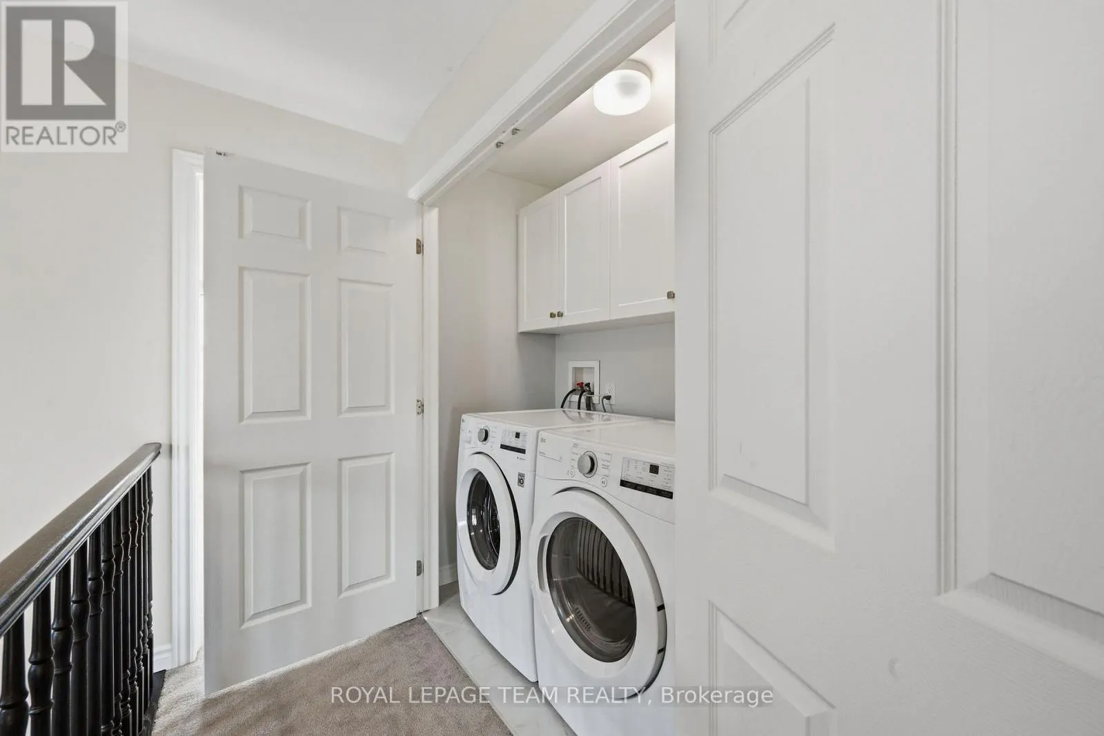 153 UNITY PLACE