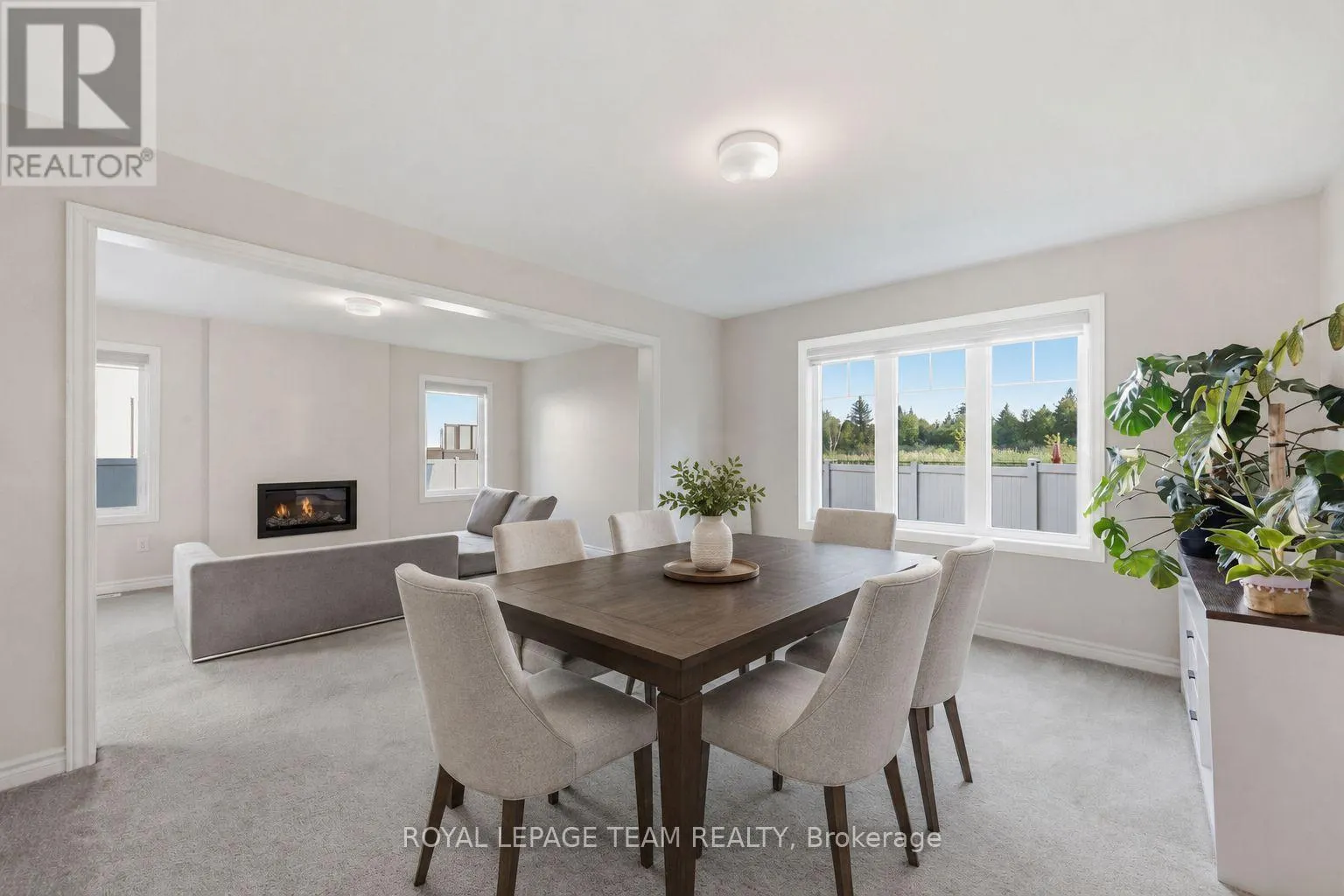 153 UNITY PLACE