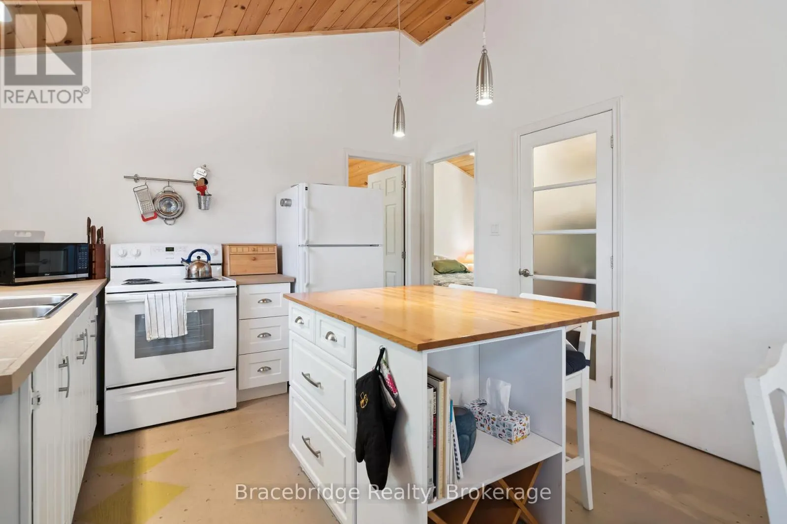 27 BEAUMONT BAY ROAD
