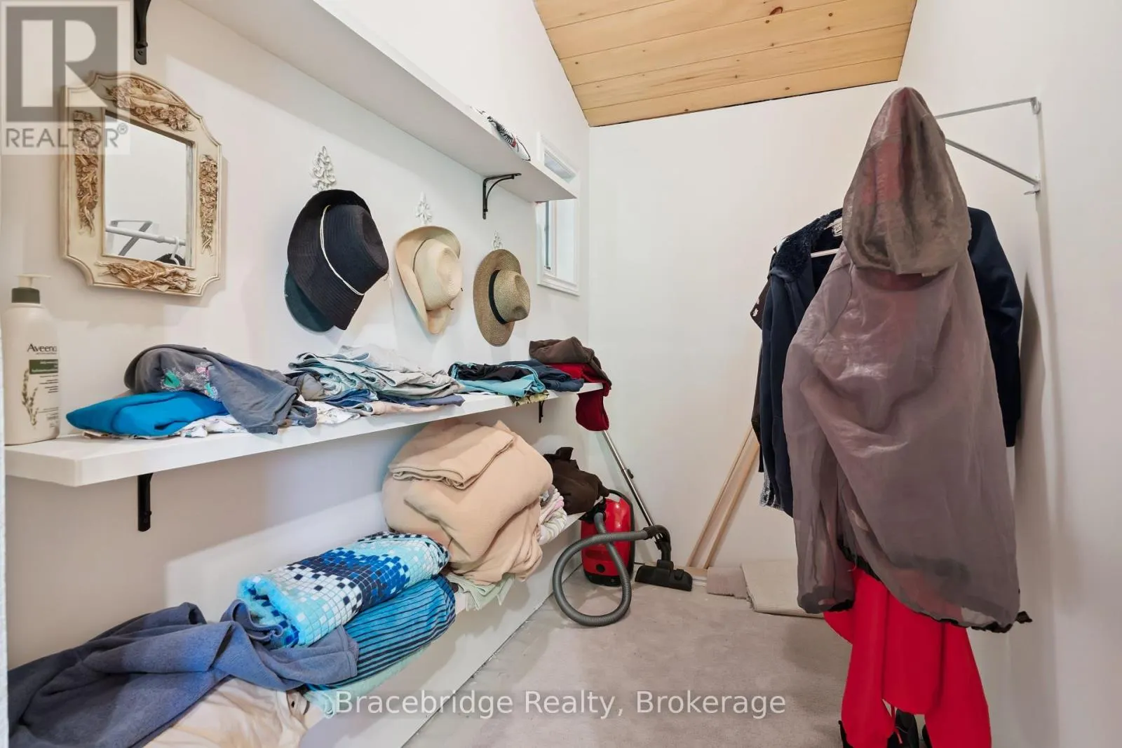 27 BEAUMONT BAY ROAD