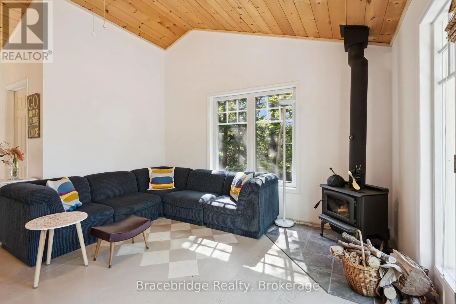 27 BEAUMONT BAY ROAD