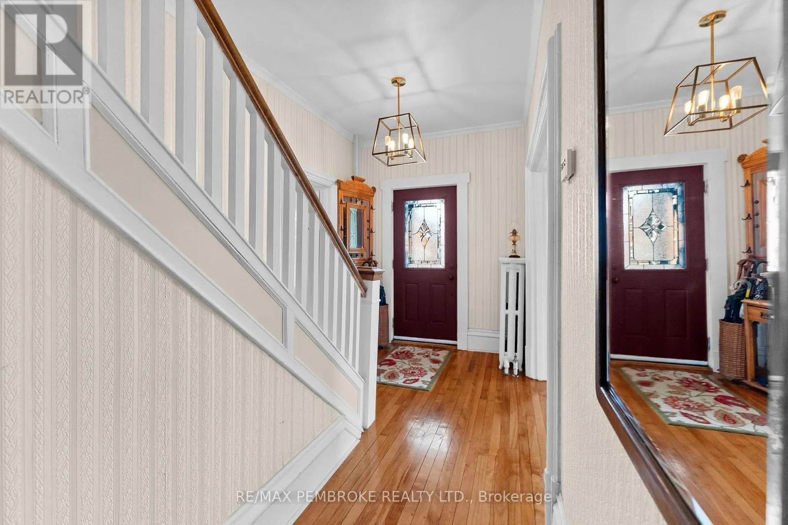 233 CATHERINE STREET